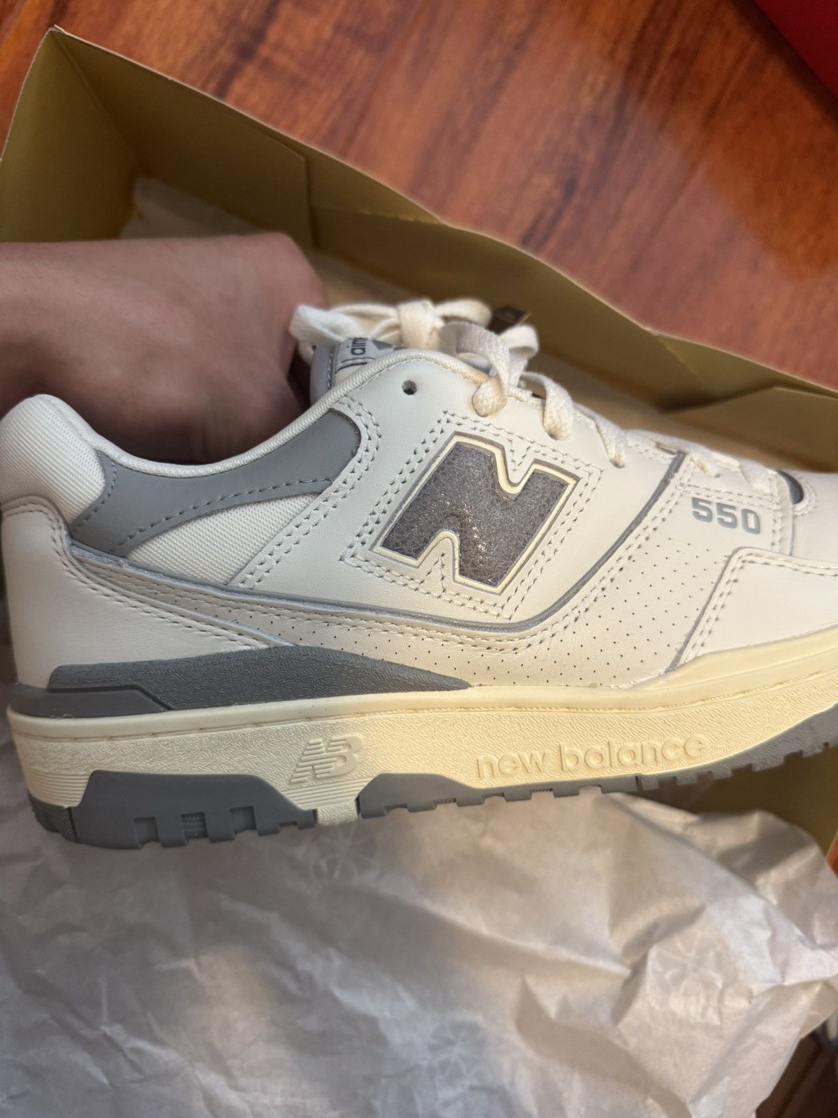 Aime Leon Dore × New Balance ALD x NB 550 WHITE/GREY LEATHER TRAINERS Size US 8.5 / EU 41-42 - 7 Thumbnail