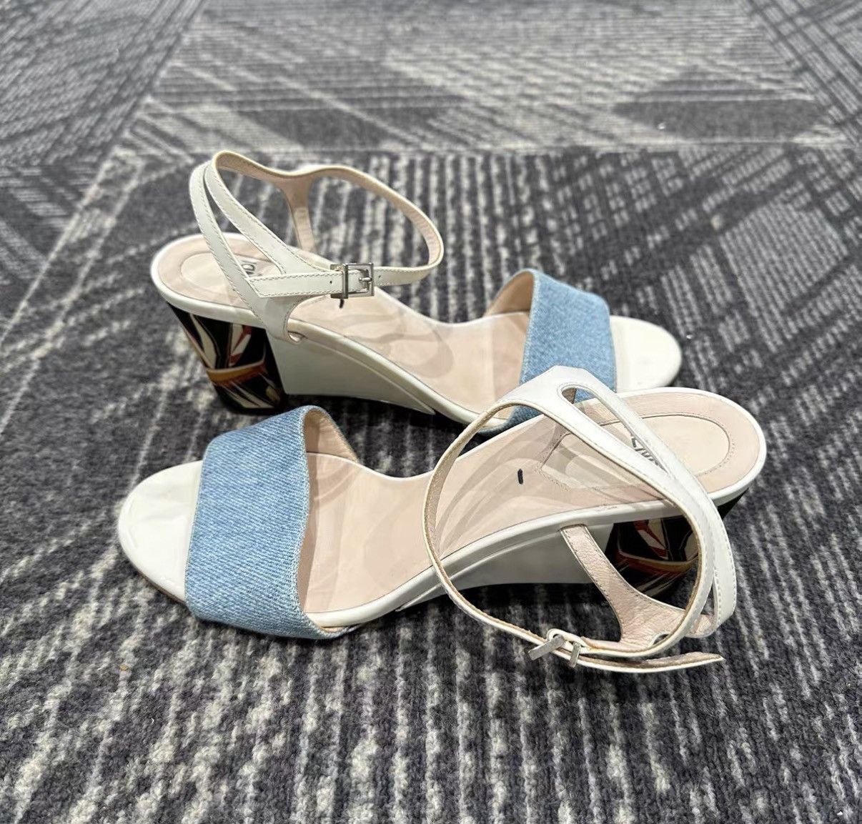Fendi Fendi Denim Sandals J42 Size US 7 / IT 37 - 4 Thumbnail