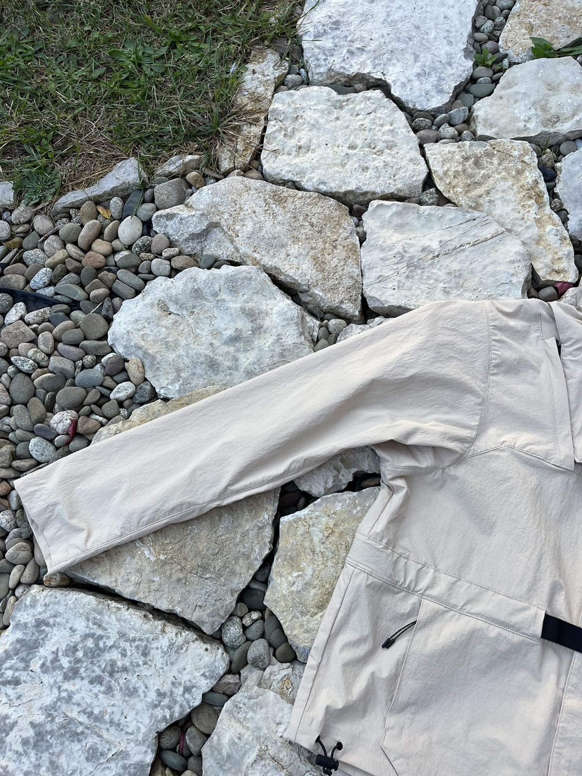Designer × Helly Hansen Helly Hansen HH-118389225 arc hood system sample jacket Size US S / EU 44-46 / 1 - 7 Thumbnail