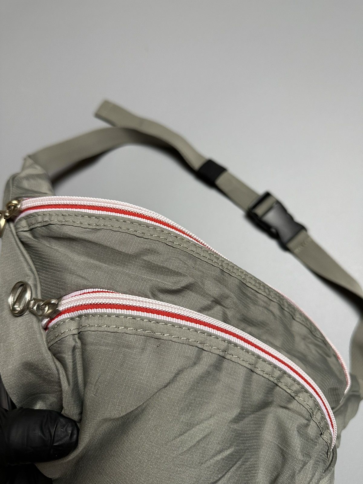 Vintage Nike Rare vintage metal swoosh logo belt bag unisex Size ONE SIZE - 7 Thumbnail