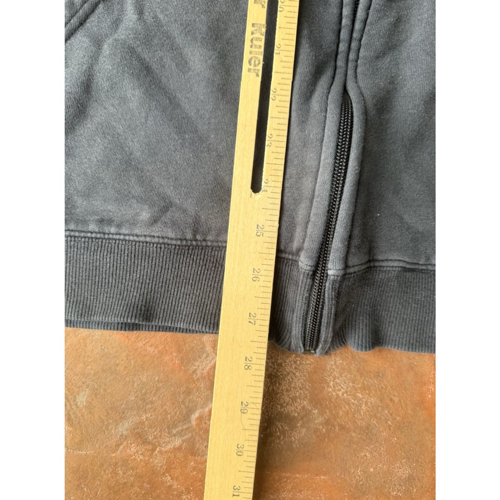 Oakley VINTAGE Oakley Zip Up Hoodie Sweatshirt 2XL Men Black Logo Hooded Grunge 80s 90s Mickey Mouse Nike Champion Disney USA USA Size US XXL / EU 58 / 5 - 7 Thumbnail