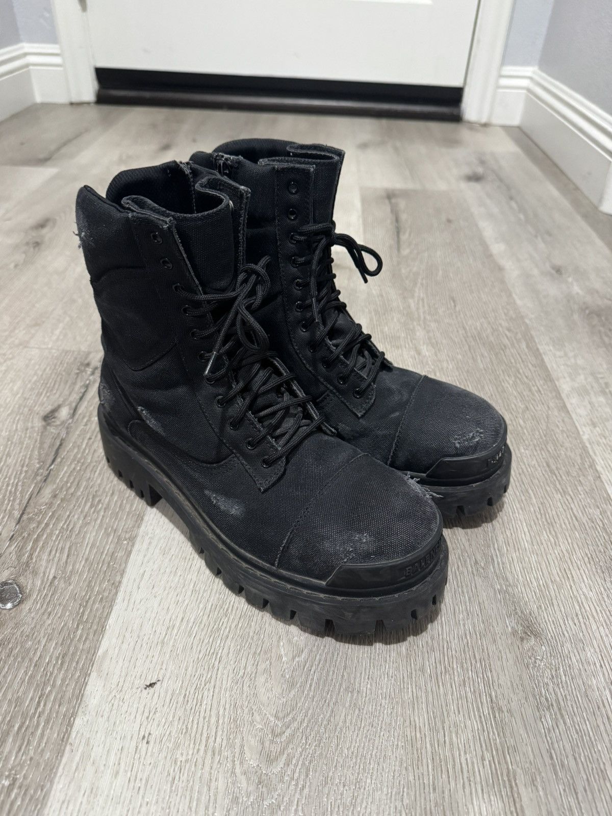 Balenciaga Balenciaga Canvas Strikeboots Size US 8 / EU 41 - 3 Thumbnail