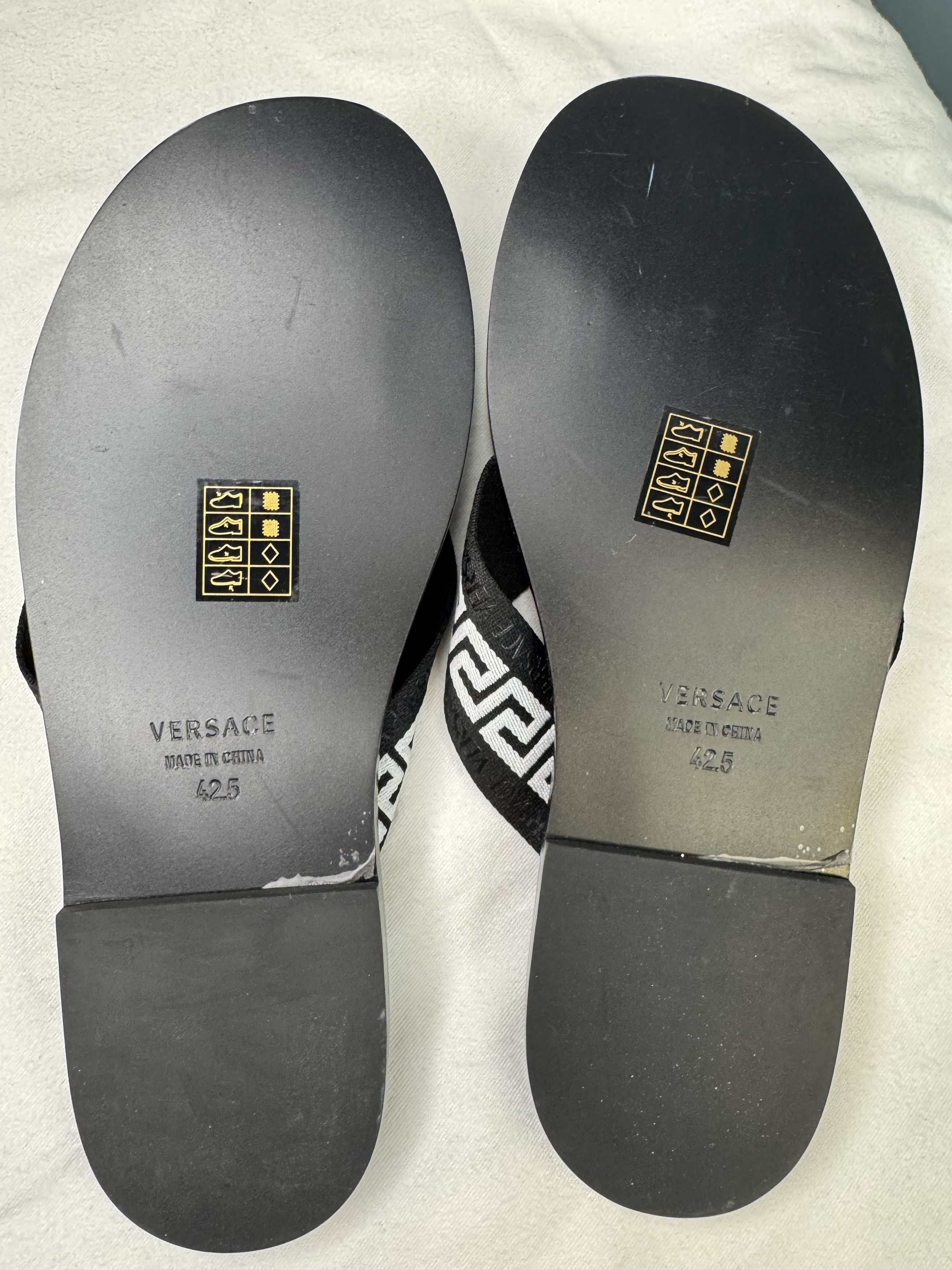 Versace Versace Black/White Greca Sandals Size US 9.5 / EU 42-43 - 8 Thumbnail
