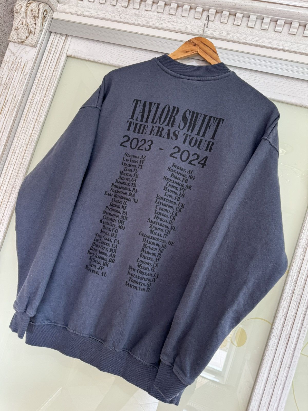 Band Tees 2024 Limited Edition Taylor Swift The Eras Tour Crewneck Size US S / EU 44-46 / 1 - 3 Thumbnail