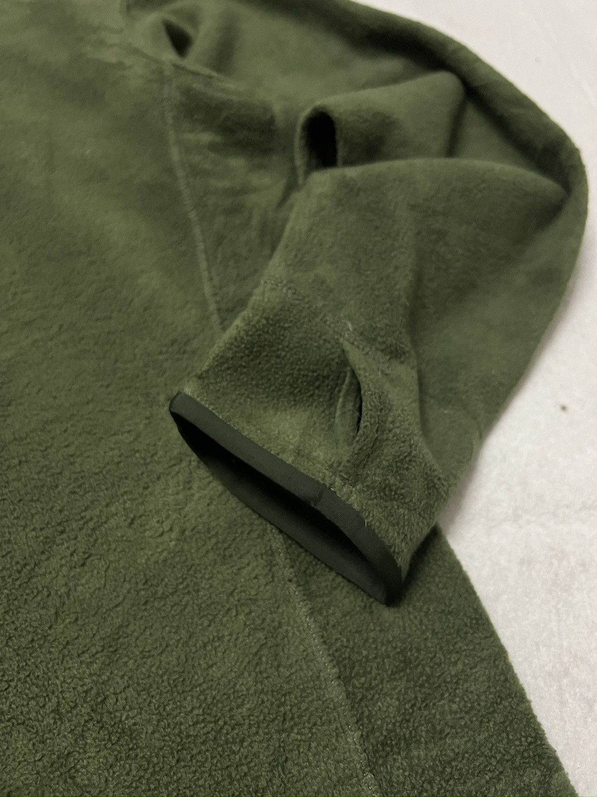 Montbell 523. Montbell Fleece Crewneck Pullover Outdoor Style Size US L / EU 52-54 / 3 - 5 Thumbnail