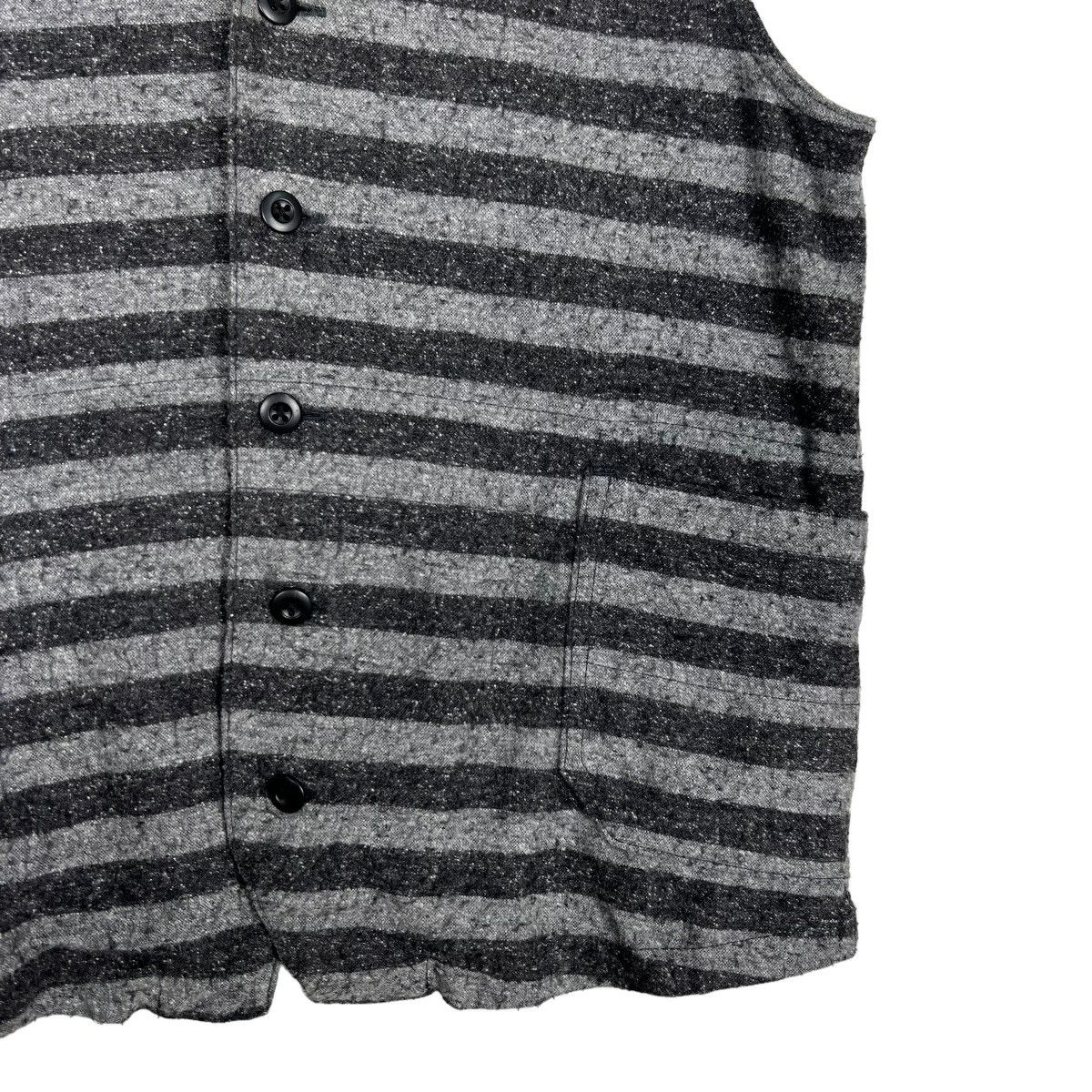 URBAN RESEARCH DOORS 🔥 URBAN RESEACH DOOR PRISONER VEST Size US M / EU 48-50 / 2 - 6 Thumbnail