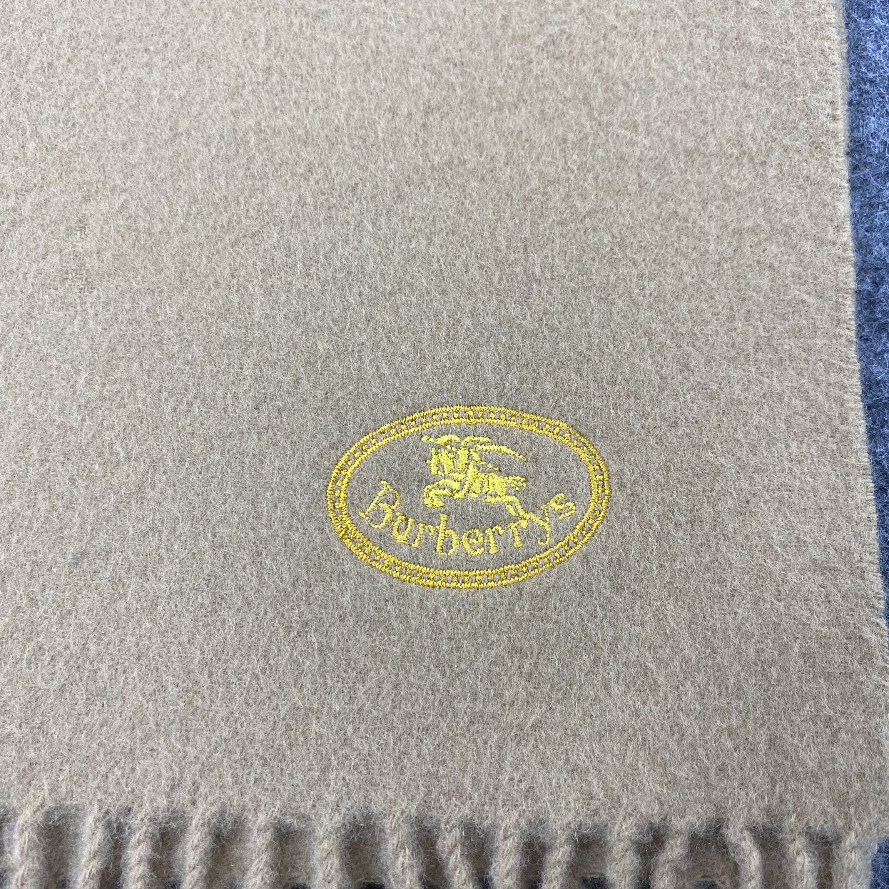 Burberry BURBERRY Scarf / Muffler / Neckwear -T1082 Size ONE SIZE - 5 Thumbnail