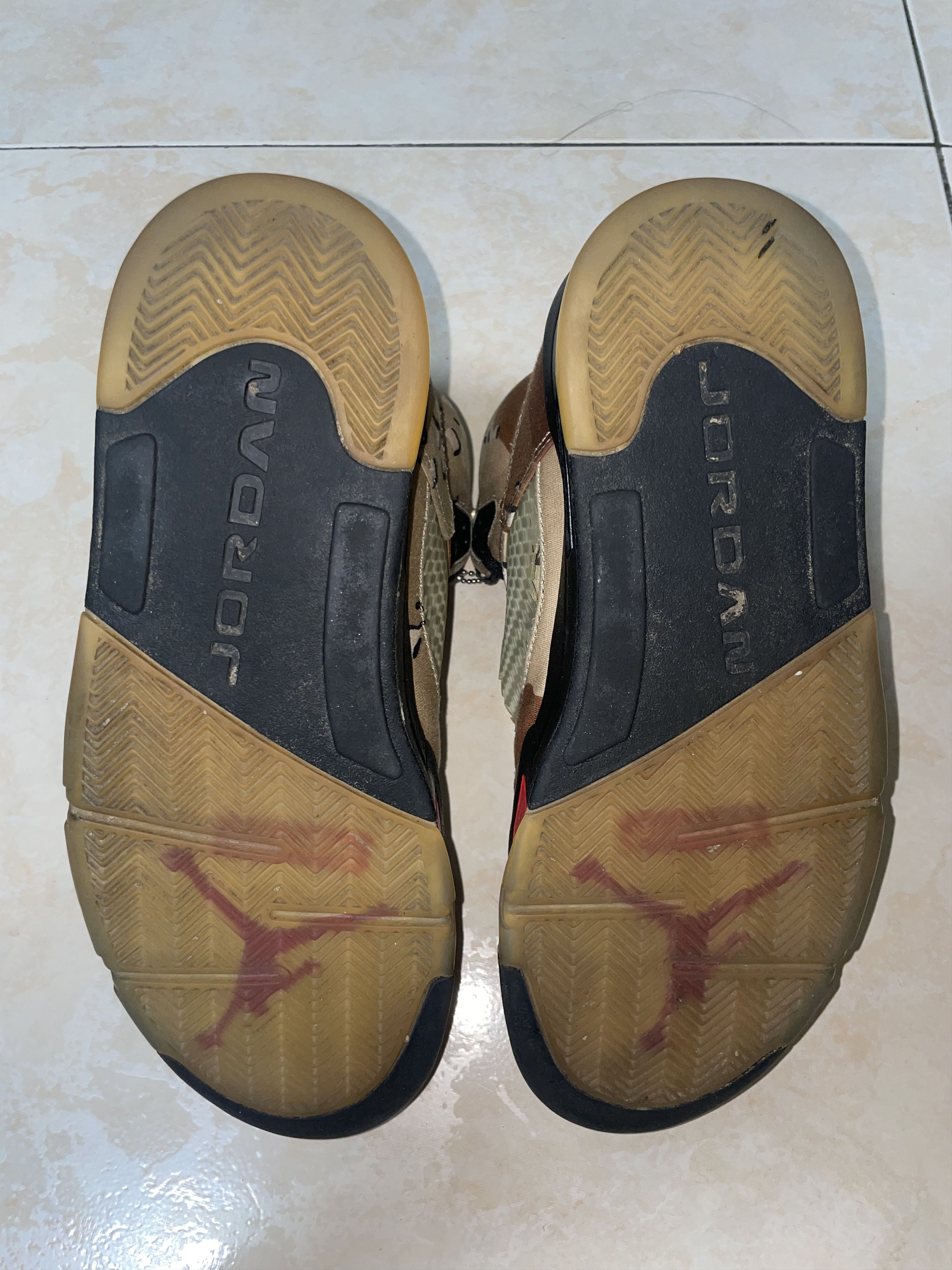 Supreme Supreme x Nike Jordan 5 Retro Desert Camo US9.5 Size US 9.5 / EU 42-43 - 6 Thumbnail