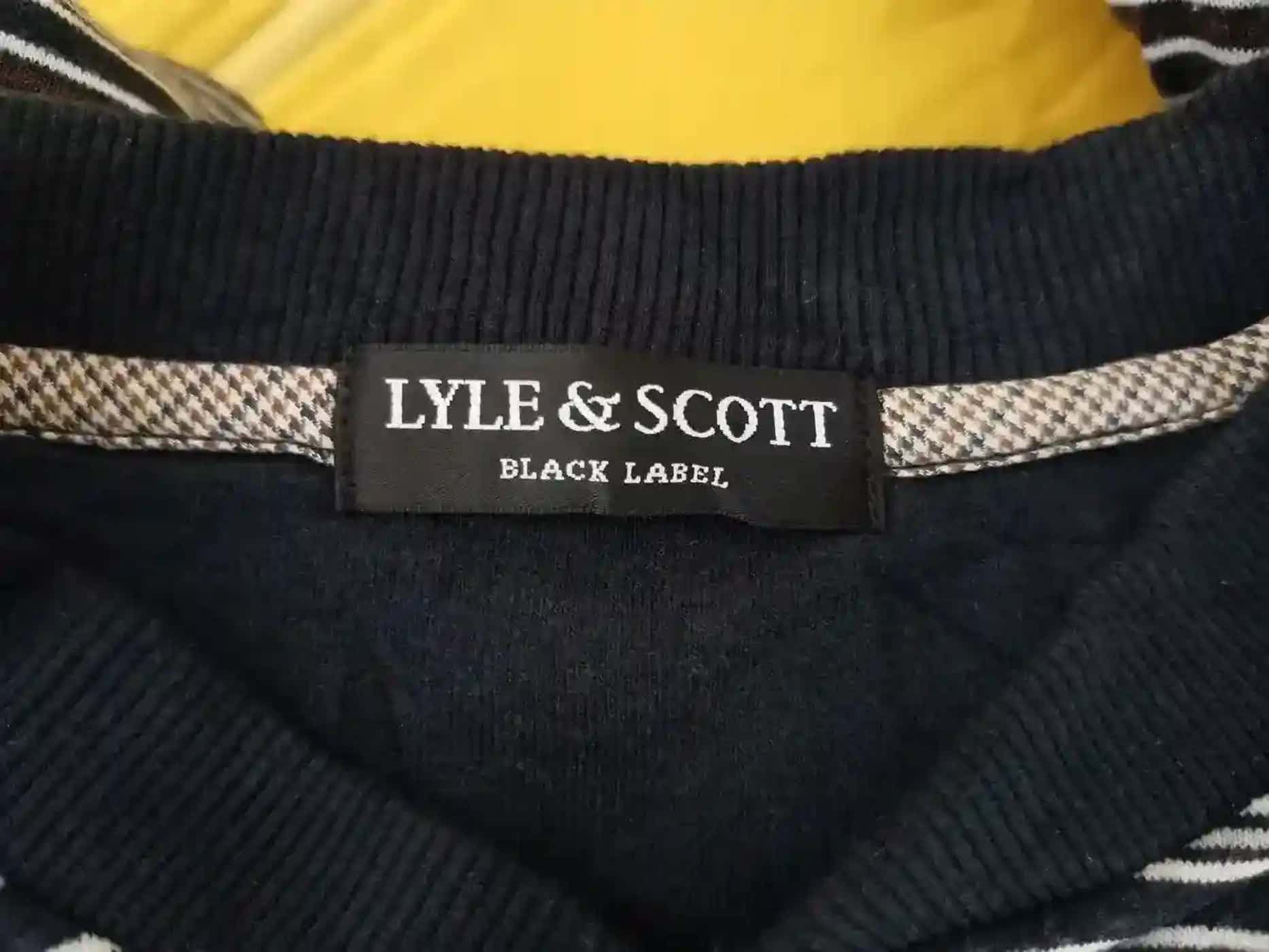 Lyle & Scott Vintage Lyle & Scott Sweatshirt Size US L / EU 52-54 / 3 - 2 Thumbnail