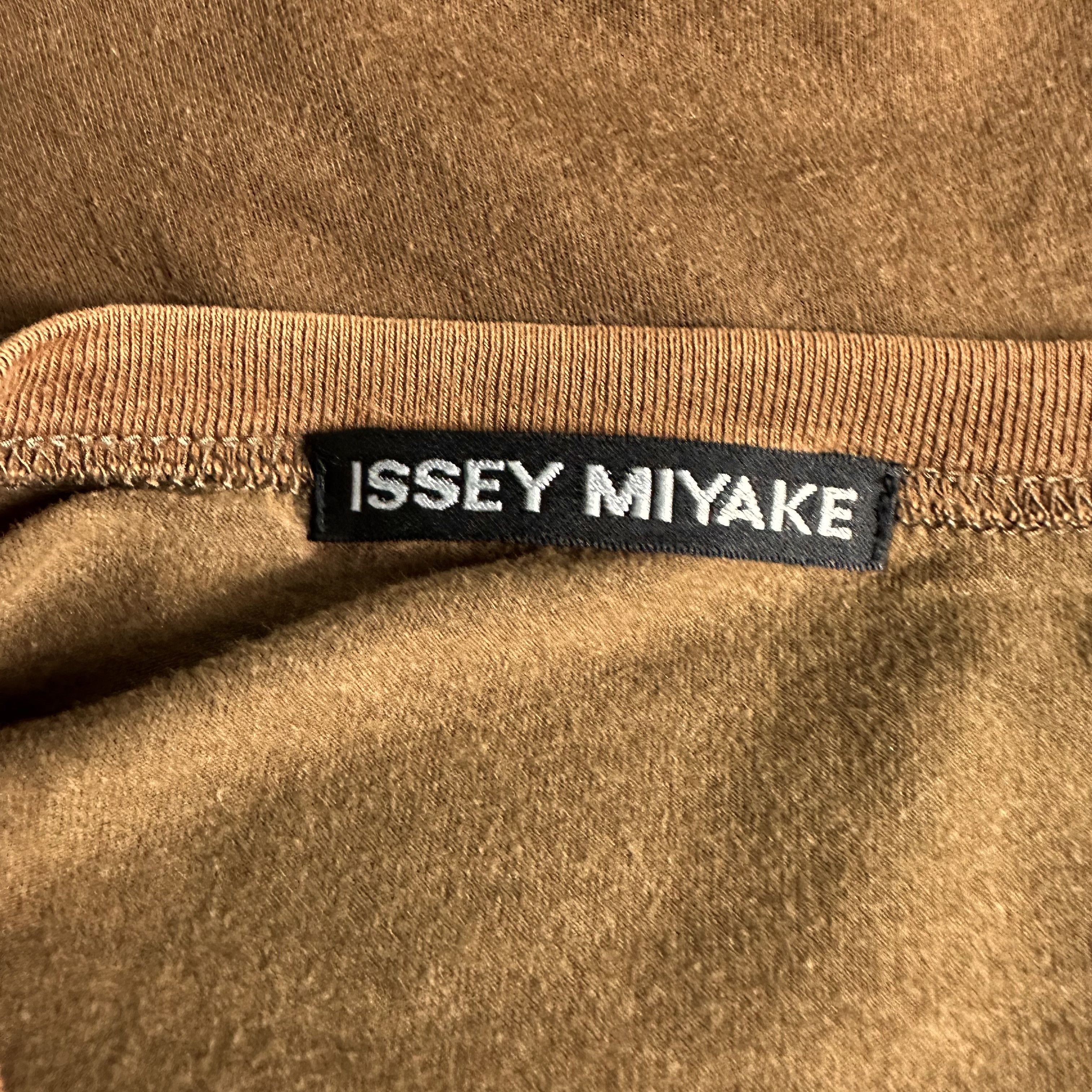 Designer × Issey Miyake × Japanese Brand 🔥RARE🔥Issey Miyake 2006 A/W Collection T-shirt Size US M / EU 48-50 / 2 - 4 Thumbnail