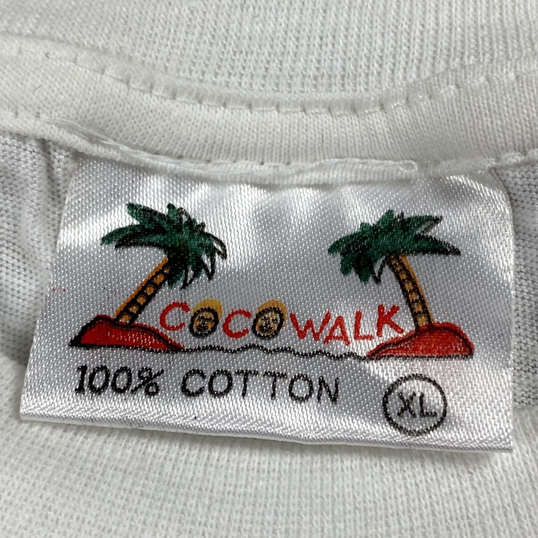 Vintage VINTAGE 90s St. Maarten Yacht Club T-Shirt White Nautical Boat Logo XL Men’s Tee Size US XL / EU 56 / 4 - 5 Thumbnail