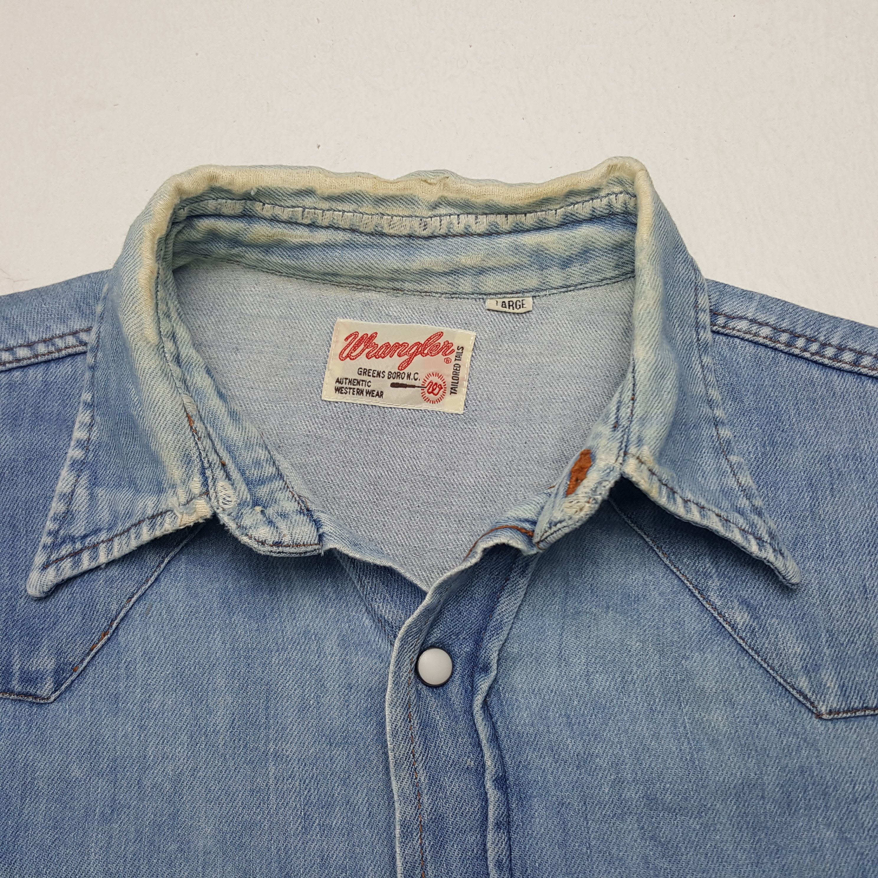 Japanese Brand × Vintage × Wrangler Vintage Wrangler Japanese Denim Button Up Shirt Size US L / EU 52-54 / 3 - 4 Thumbnail