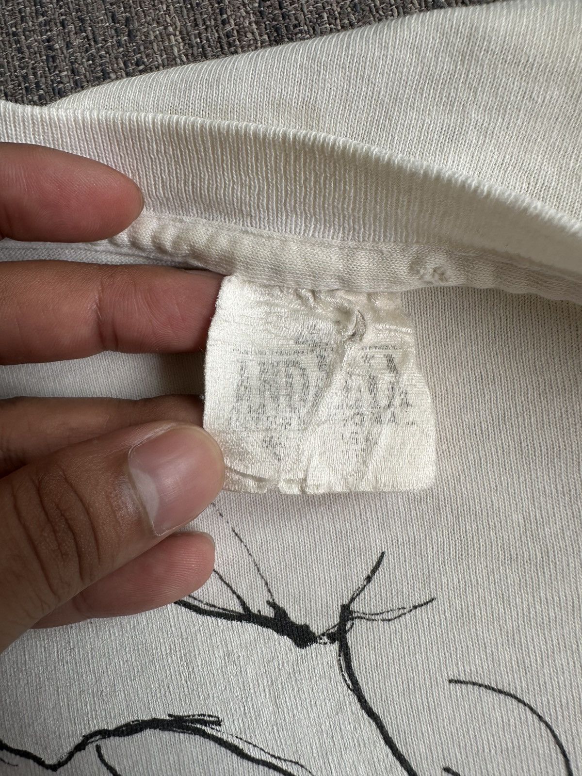 Vintage Vintage 90’s Alice in Wonderland White Rabbit I’m Late! USA Size US XXL / EU 58 / 5 - 5 Thumbnail