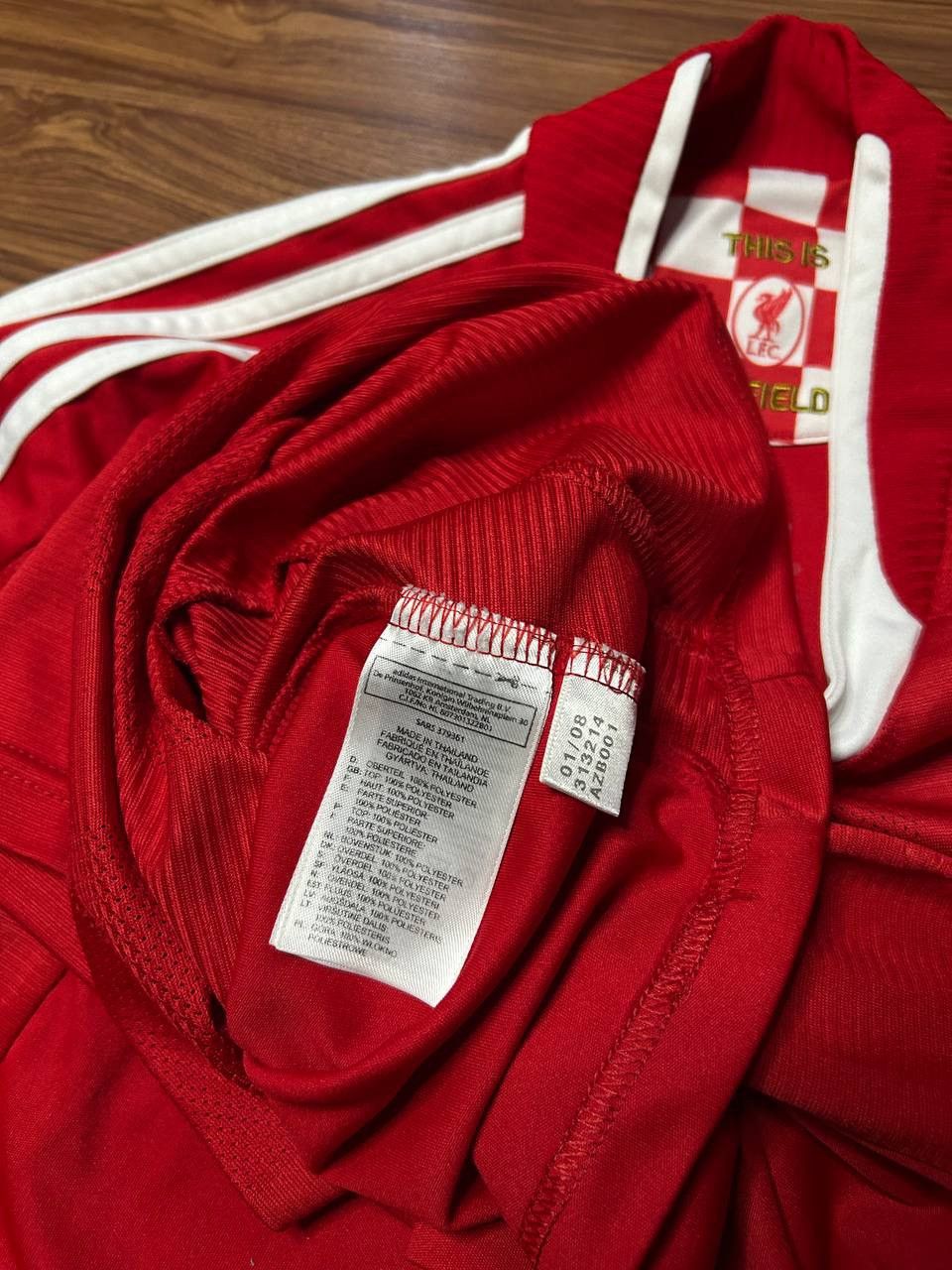 Vintage FC Liverpool season 2008/09 number 8 size L Size US L / EU 52-54 / 3 - 3 Thumbnail
