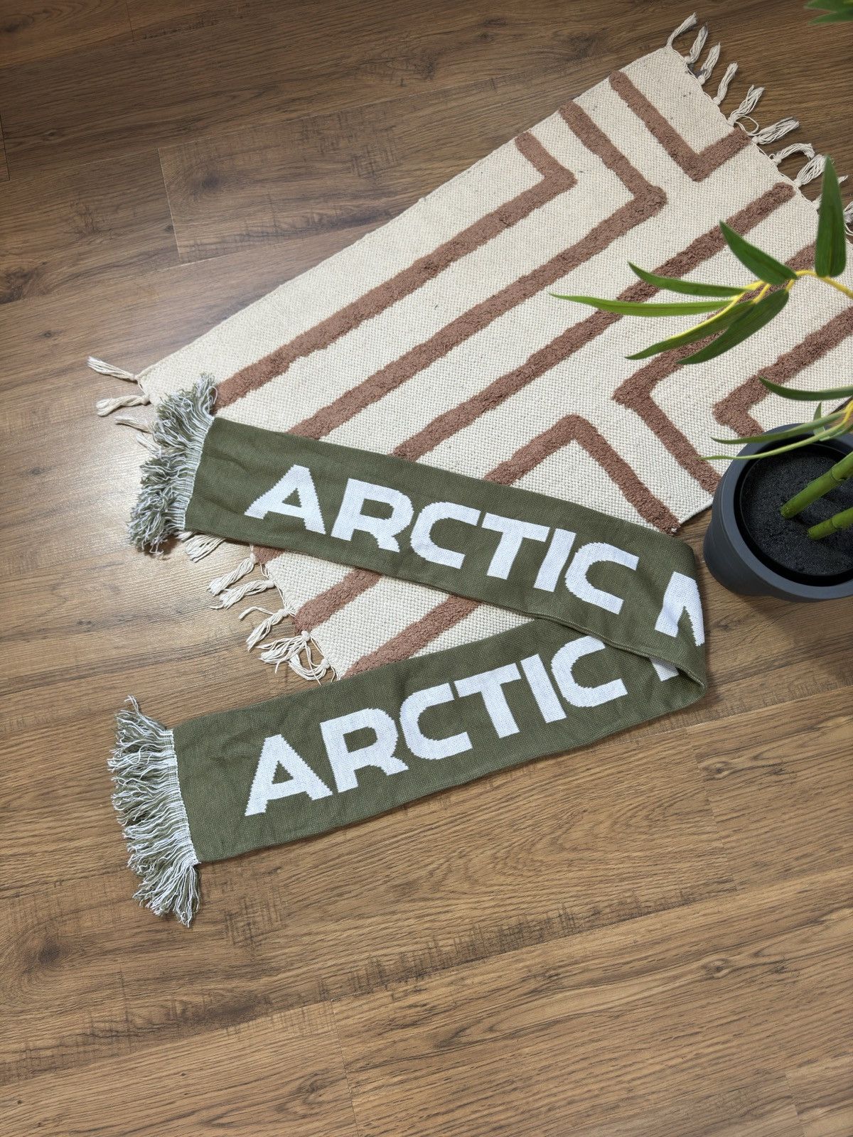 Band Tees VINTAGE ARCTIC MONKEYS DOUBLE-SIDED SCARF Size ONE SIZE - 2 Thumbnail
