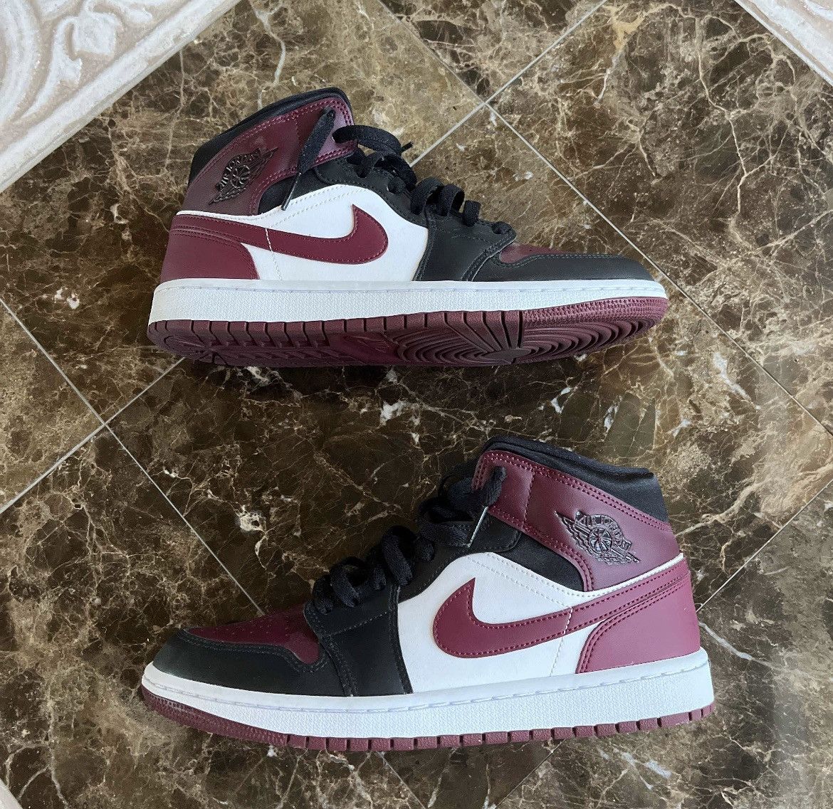 Bordeaux Air Jordans Mid Se Women's Mid Se Black And Pink