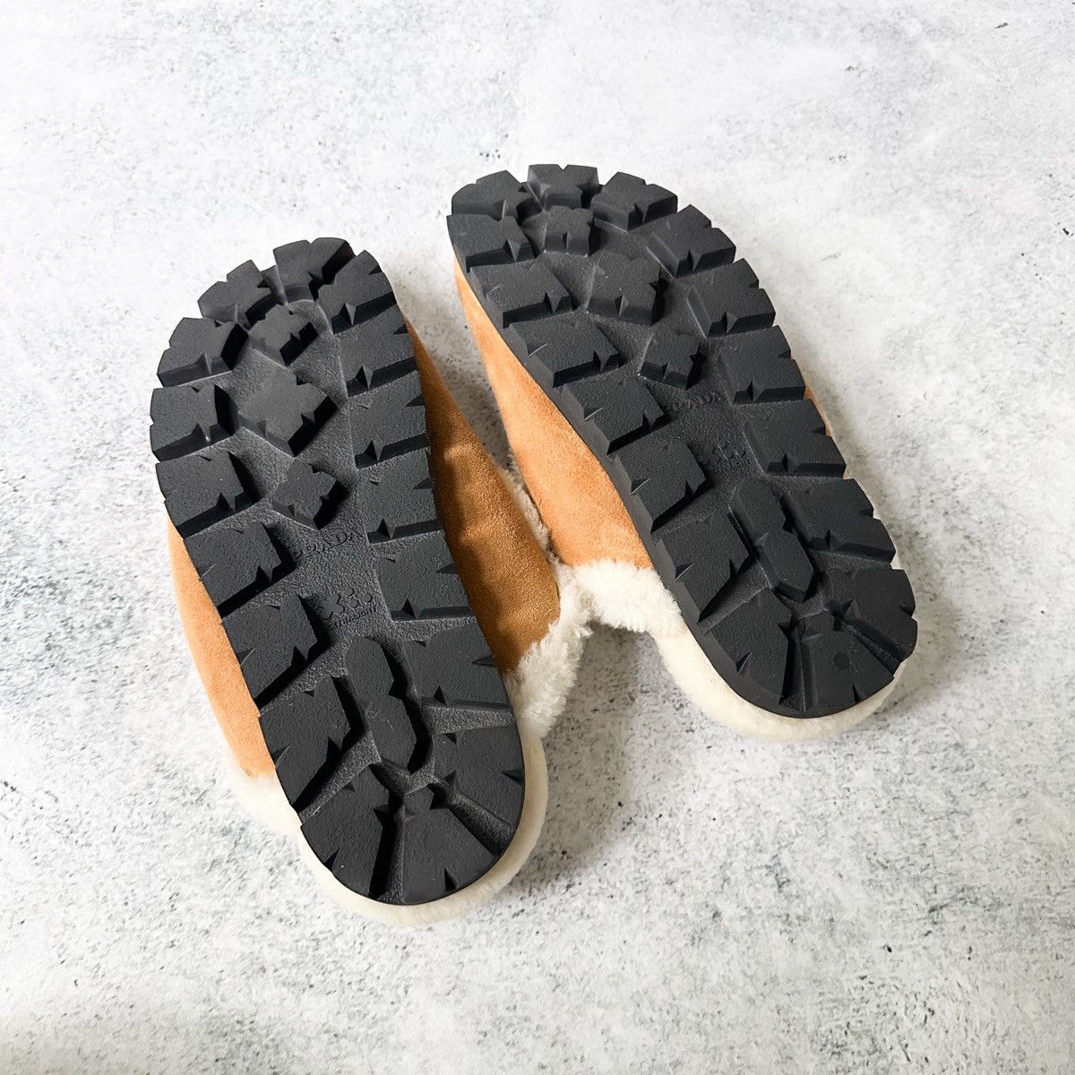 Prada Plaque Logo Shearling Mules Size US 10 / EU 43 - 4 Thumbnail