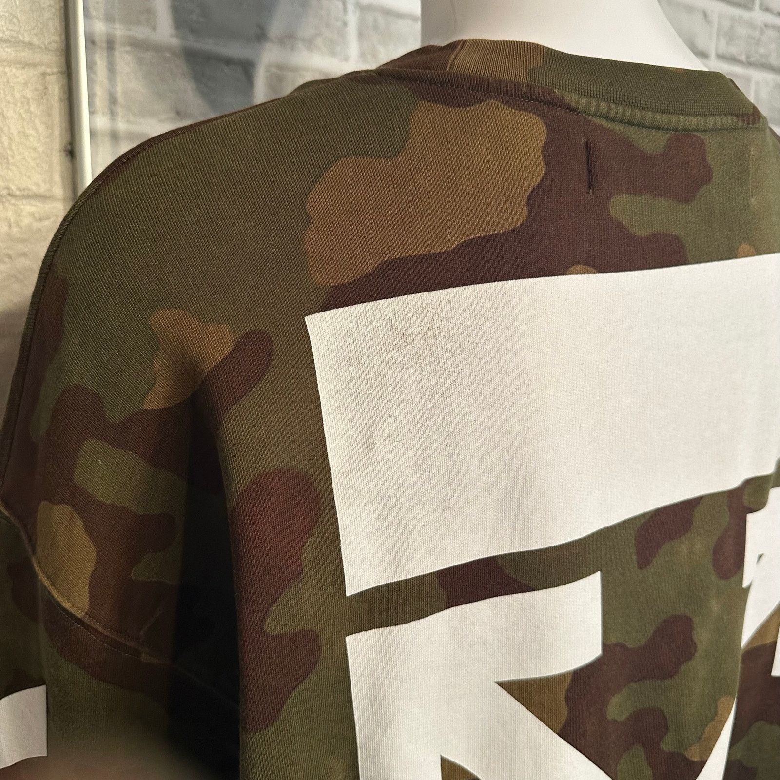 Off-White Diagonal Camouflage Long Sleeve size L Pullover Sweatshirt Size US L / EU 52-54 / 3 - 4 Thumbnail