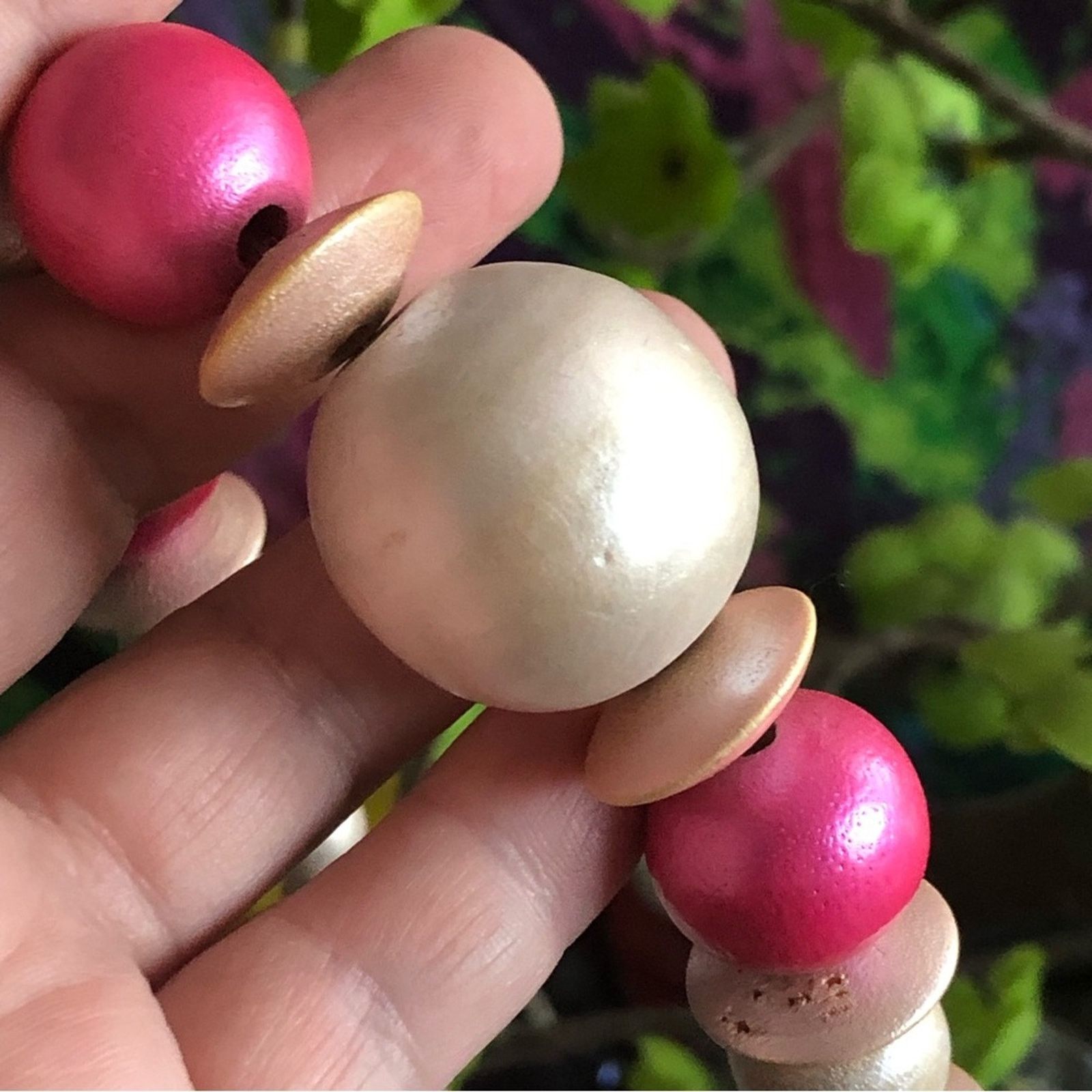 Vintage Vintage pink and pearl tone wood bead necklace Size ONE SIZE - 8 Thumbnail