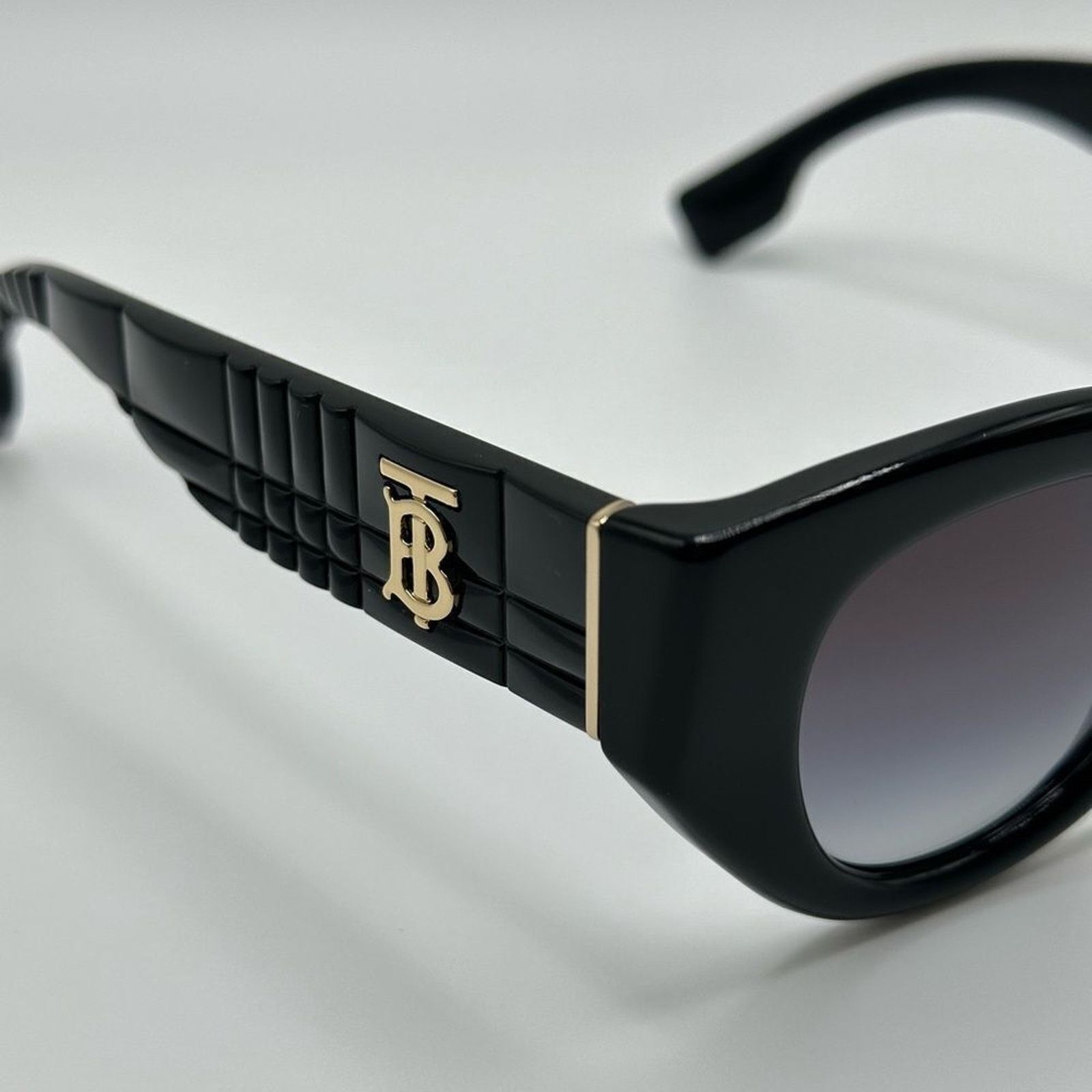 Burberry NEW BURBERRY BE4390 30018G Black/Grey Gradient Sunglasses Size ONE SIZE - 8 Thumbnail