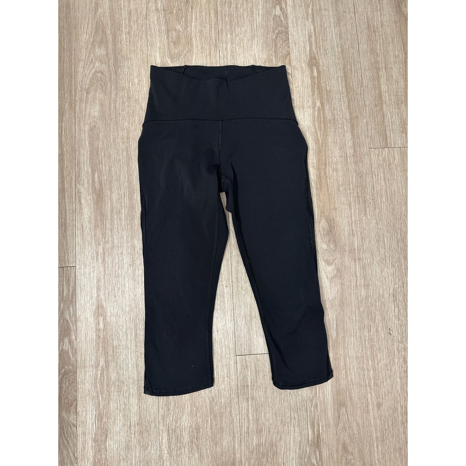 Lululemon Lululemon Cropped Legging With Mesh Detail Size 27" / US 4 / IT 40 - 2 Thumbnail