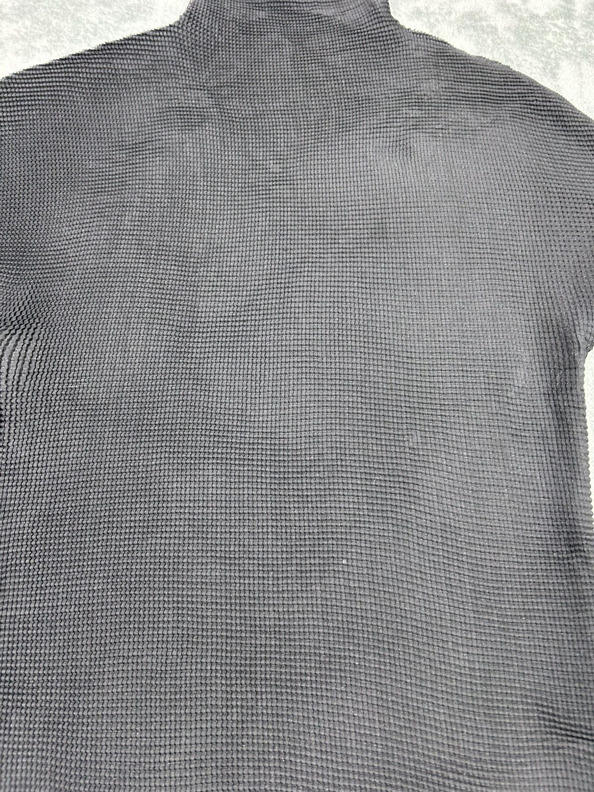Issey Miyake Issey Miyake ‘Me’ Pleat Size S / US 4 / IT 40 - 2 Thumbnail