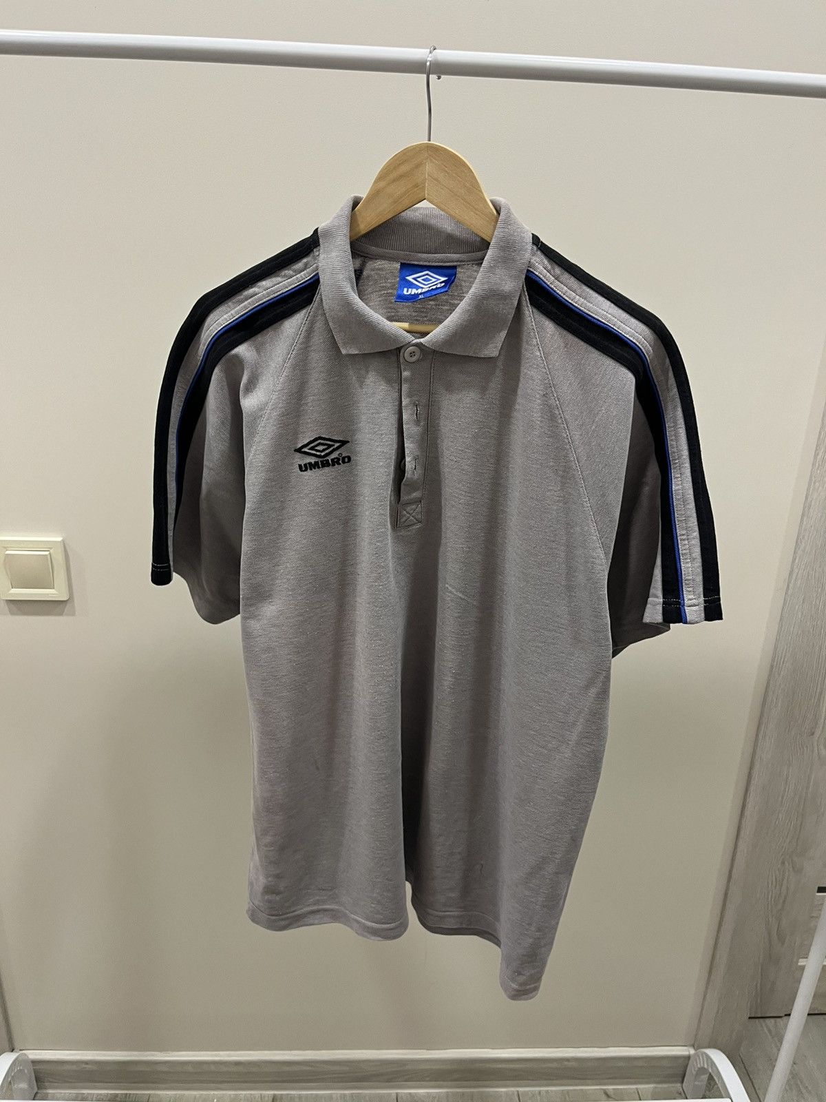 Umbro Umbro Vintage Polo Shirt Spellout Collar Rare y2k Size US XL / EU 56 / 4 - 1 Thumbnail