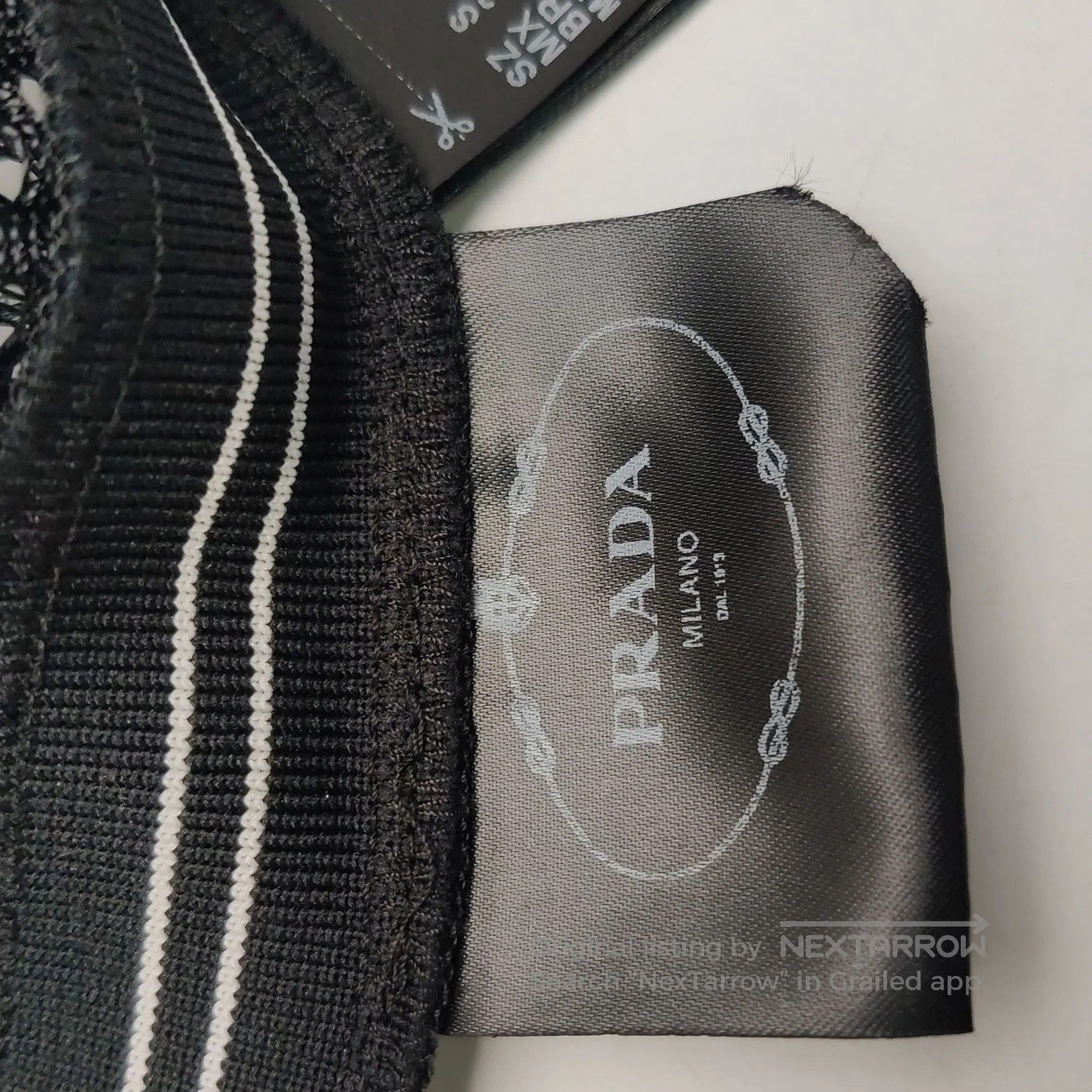 Prada Prada Sleeveless Polo Mesh Top Size S . Size S / US 4 / IT 40 - 8 Thumbnail
