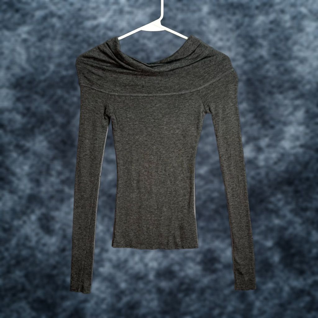 Vintage VINTAGE Babaton Blouse Off-Shoulder Long Sleeve Gray 2XS Adult Womens Top Size XXS / US 00 / IT 34 - 1 Thumbnail