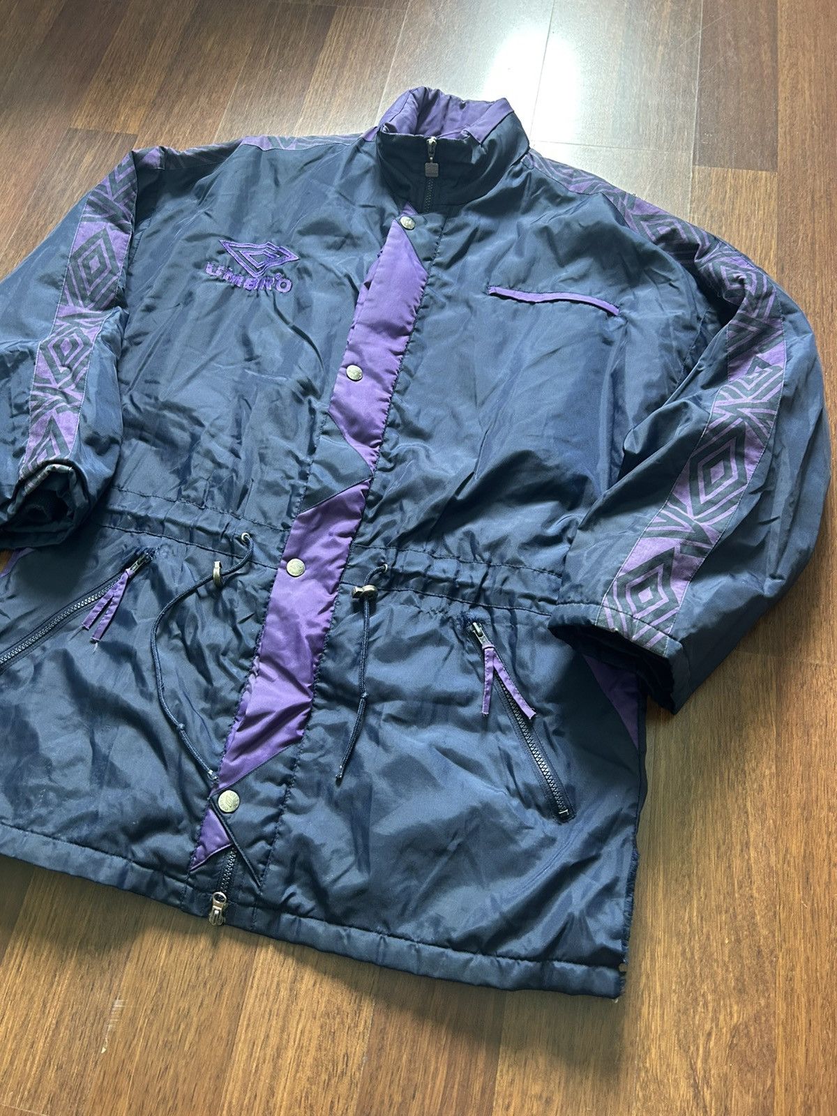 Umbro Vintage Umbro 90s Coat Jacket Football Soccer Nylon Size M Size US M / EU 48-50 / 2 - 3 Thumbnail