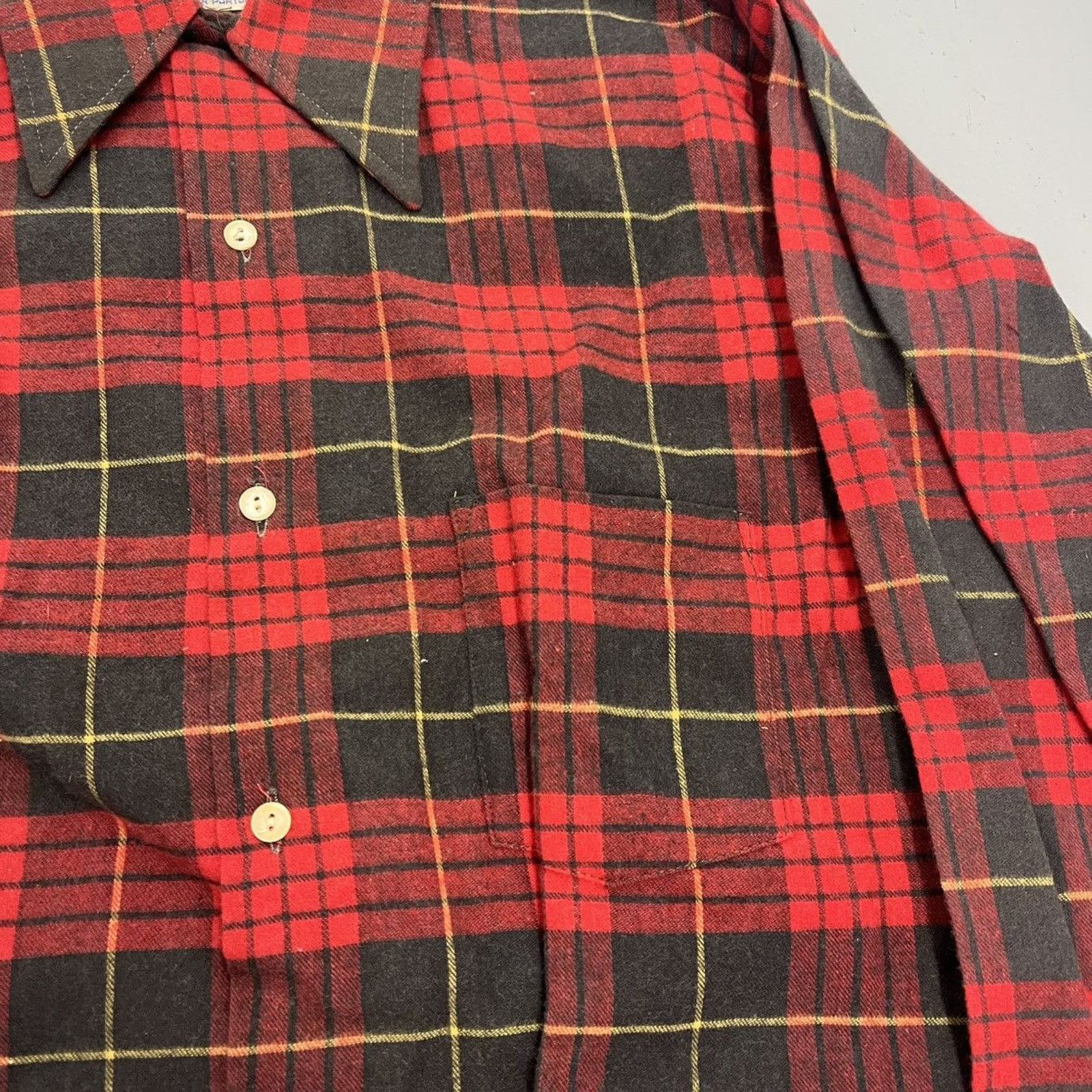 JCPenney NOS Vintage 70s JCPenney Red Plaid Flannel Loop Collar Size US M / EU 48-50 / 2 - 2 Thumbnail