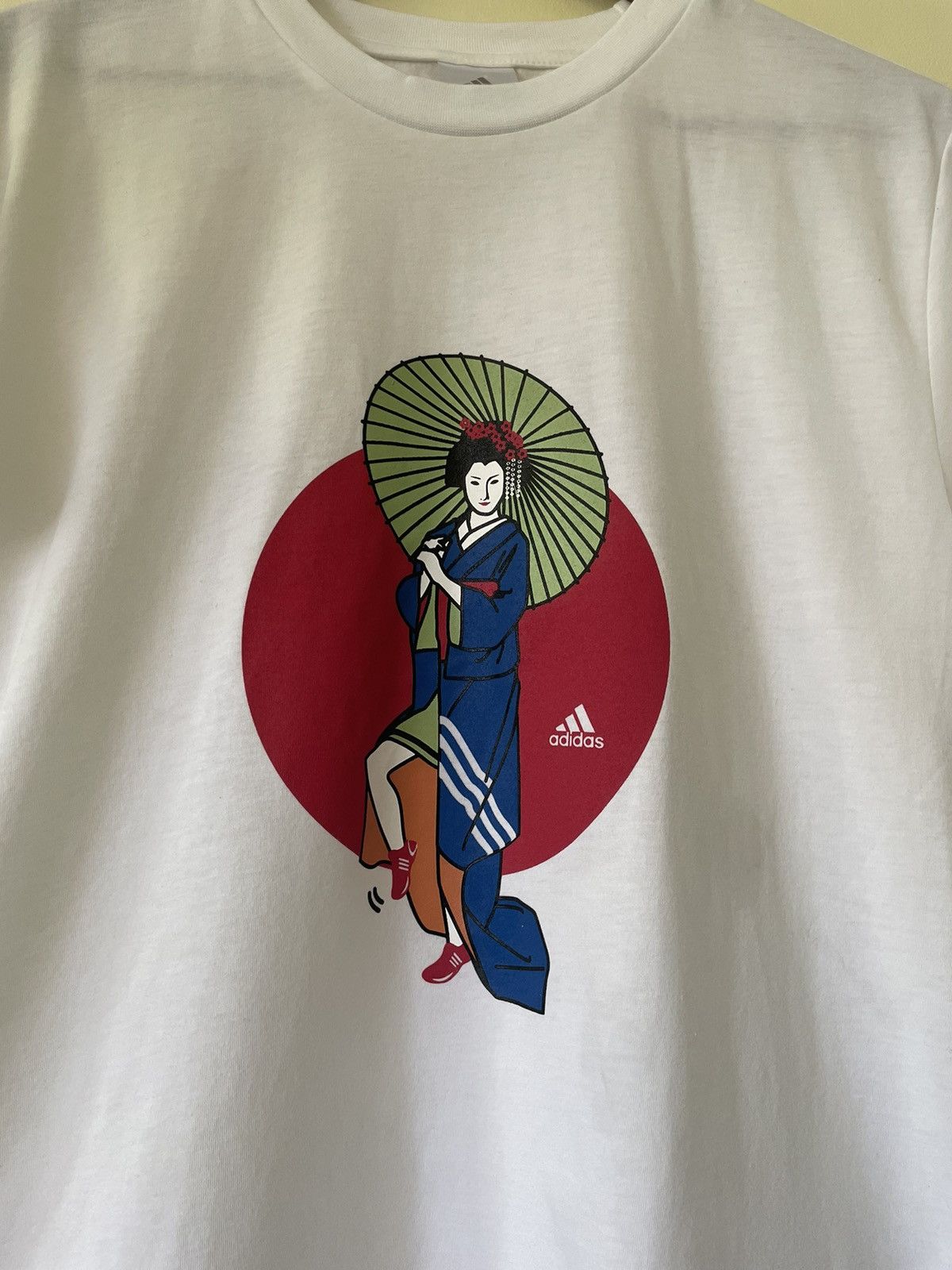 Vintage Rare Adidas Japan Exclusive Tee Size US M / EU 48-50 / 2 - 2 Thumbnail