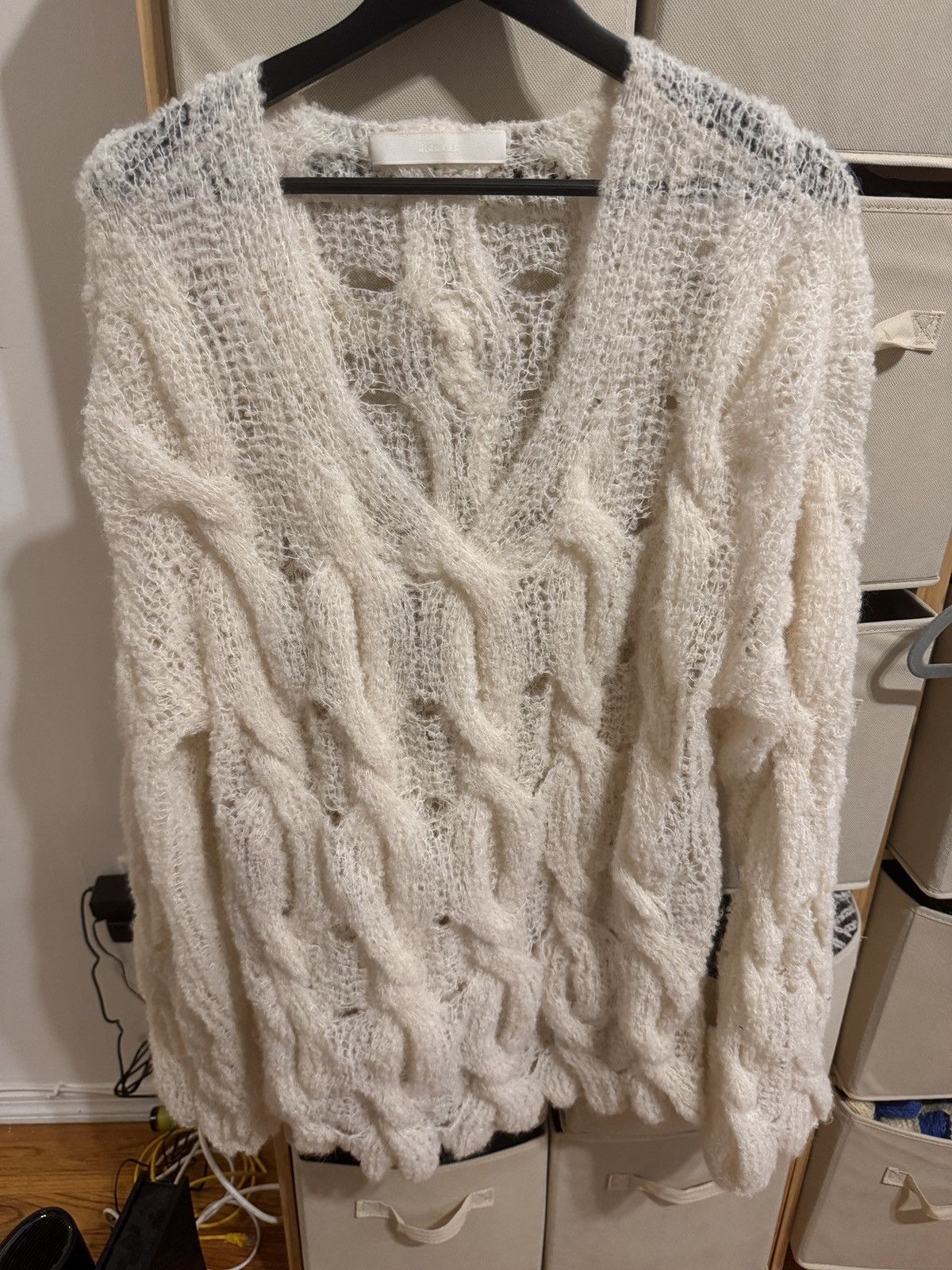Dion Lee V neck boucle sweater Size US M / EU 48-50 / 2 - 3 Thumbnail