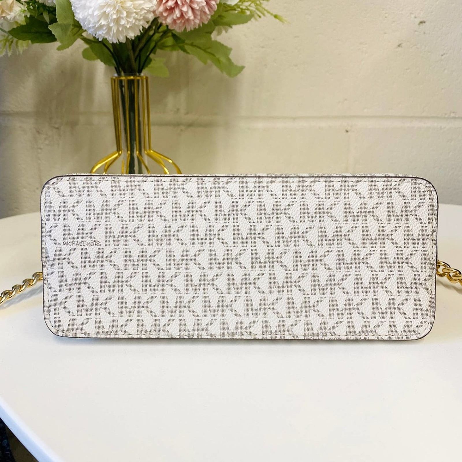 Michael Kors Michael Kors 35F1GTVC6B Jet Set Travel Medium Logo Dome Bag Size ONE SIZE - 6 Thumbnail
