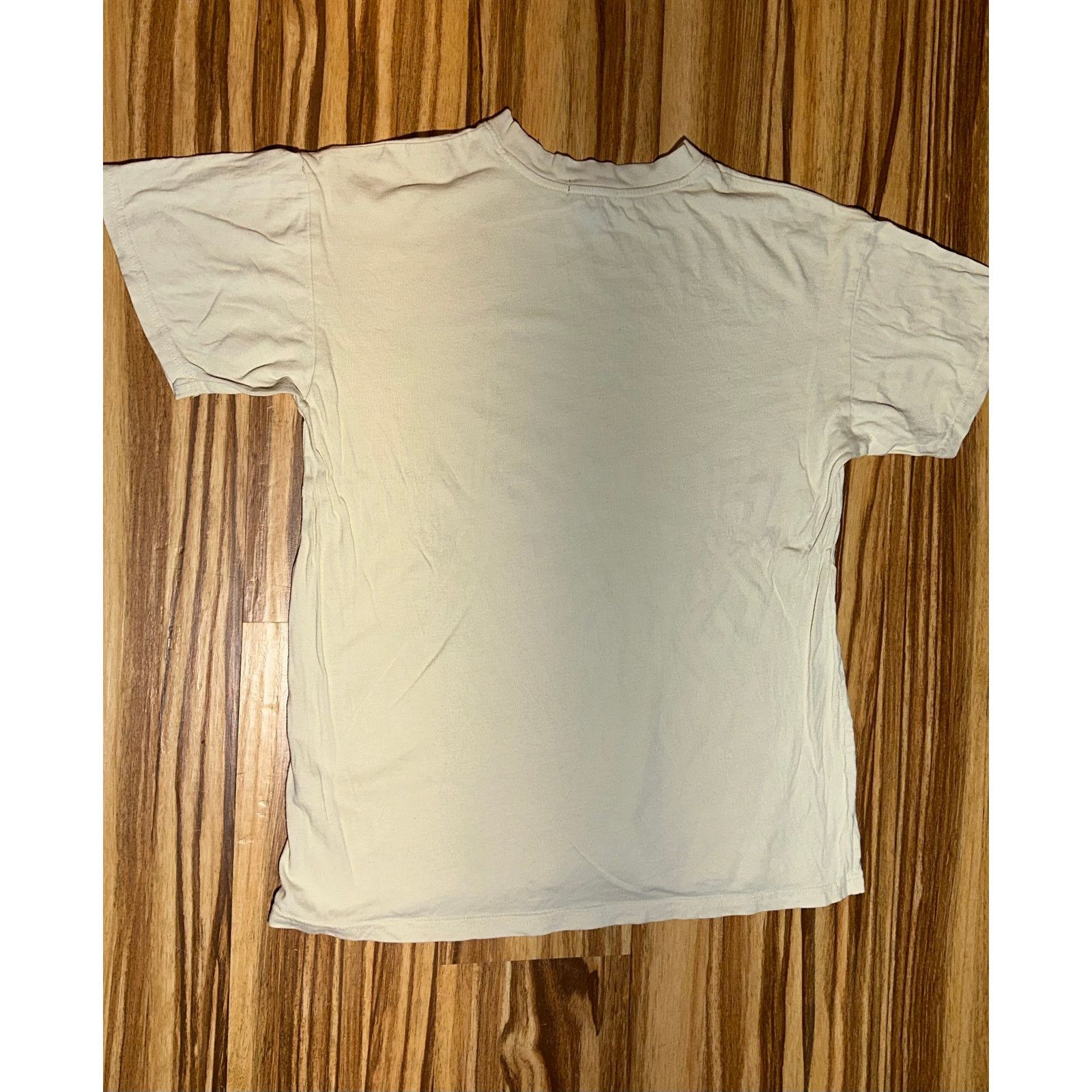 Forever 21 Forever 21 Mushroom Guide Size Medium Shirt Size M / US 6-8 / IT 42-44 - 7 Thumbnail