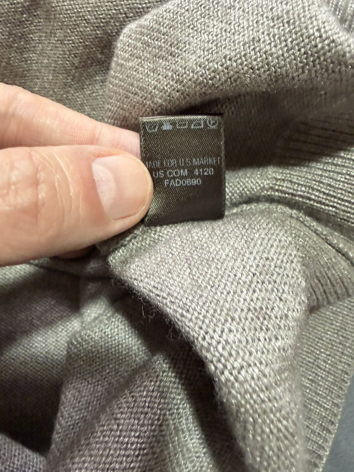 Loro Piana Final Price Loro Piana Silk and Cashmere Vneck Sweater Size US XL / EU 56 / 4 - 6 Thumbnail