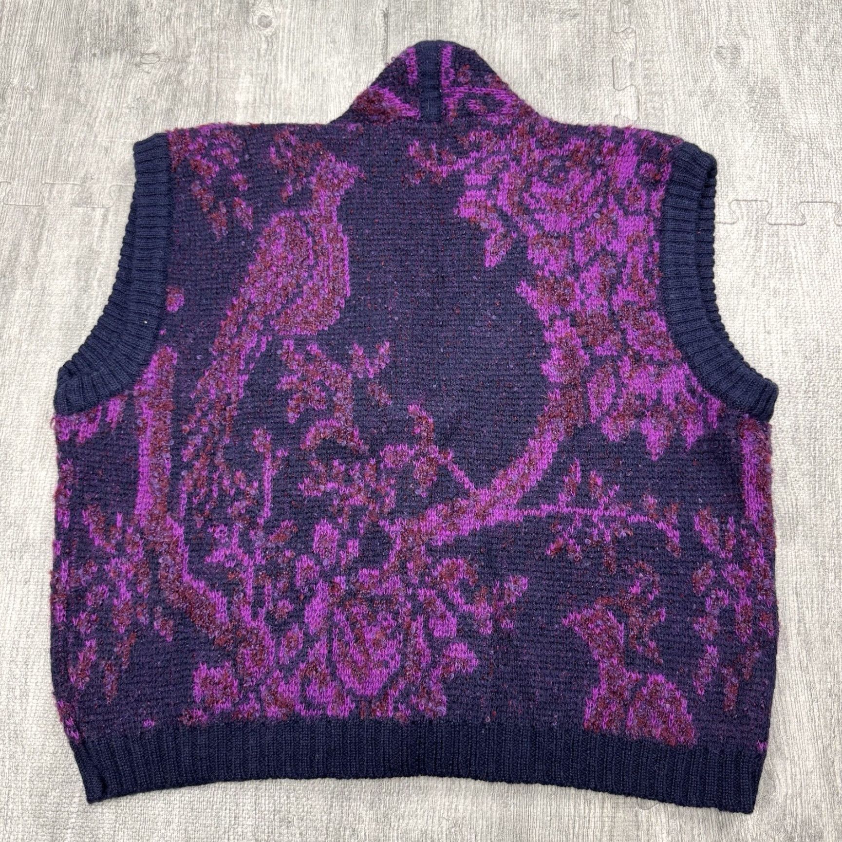 Vintage VINTAGE Tony Lambert Mohair Blend Sweater Vest Front Button Floral Purple M Women’s, 1980s Boho Decor, Casual Knit Vest Size M / US 6-8 / IT 42-44 - 5 Thumbnail