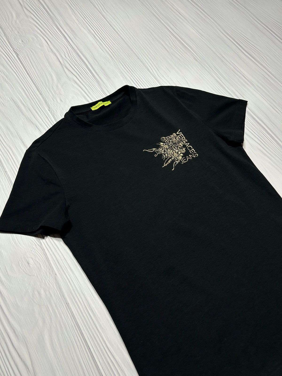 Versace Jeans Couture Versace Jeans Gold Logo Tiger T-Shirt Size M Size US M / EU 48-50 / 2 - 3 Thumbnail