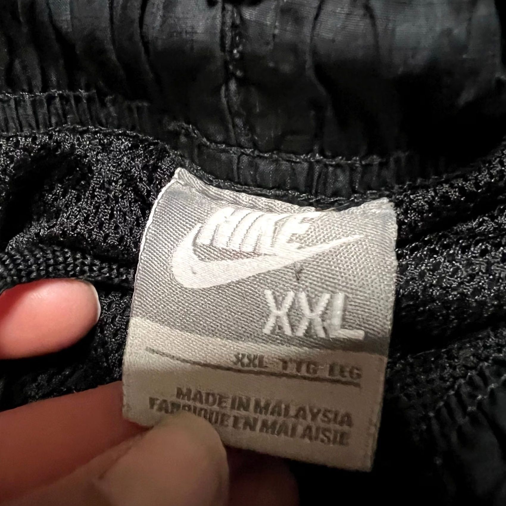 Nike VINTAGE 90s Nike Track Pants Mens XXL Black Cuffed Windbreaker Swoosh Ankle Zip Pants Mens Black 90s Nike Track Windsuit? Size 48R - 7 Thumbnail