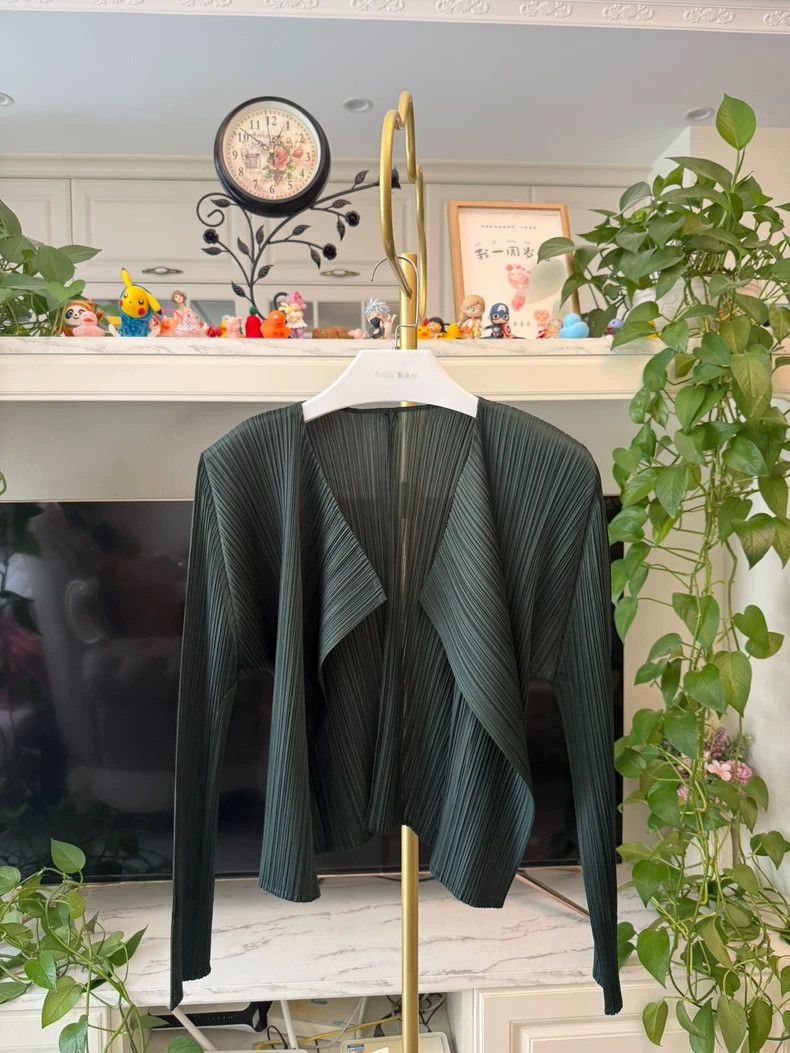 Issey Miyake Issey Miyake A dark green cardigan Size L / US 10 / IT 46 - 3 Thumbnail