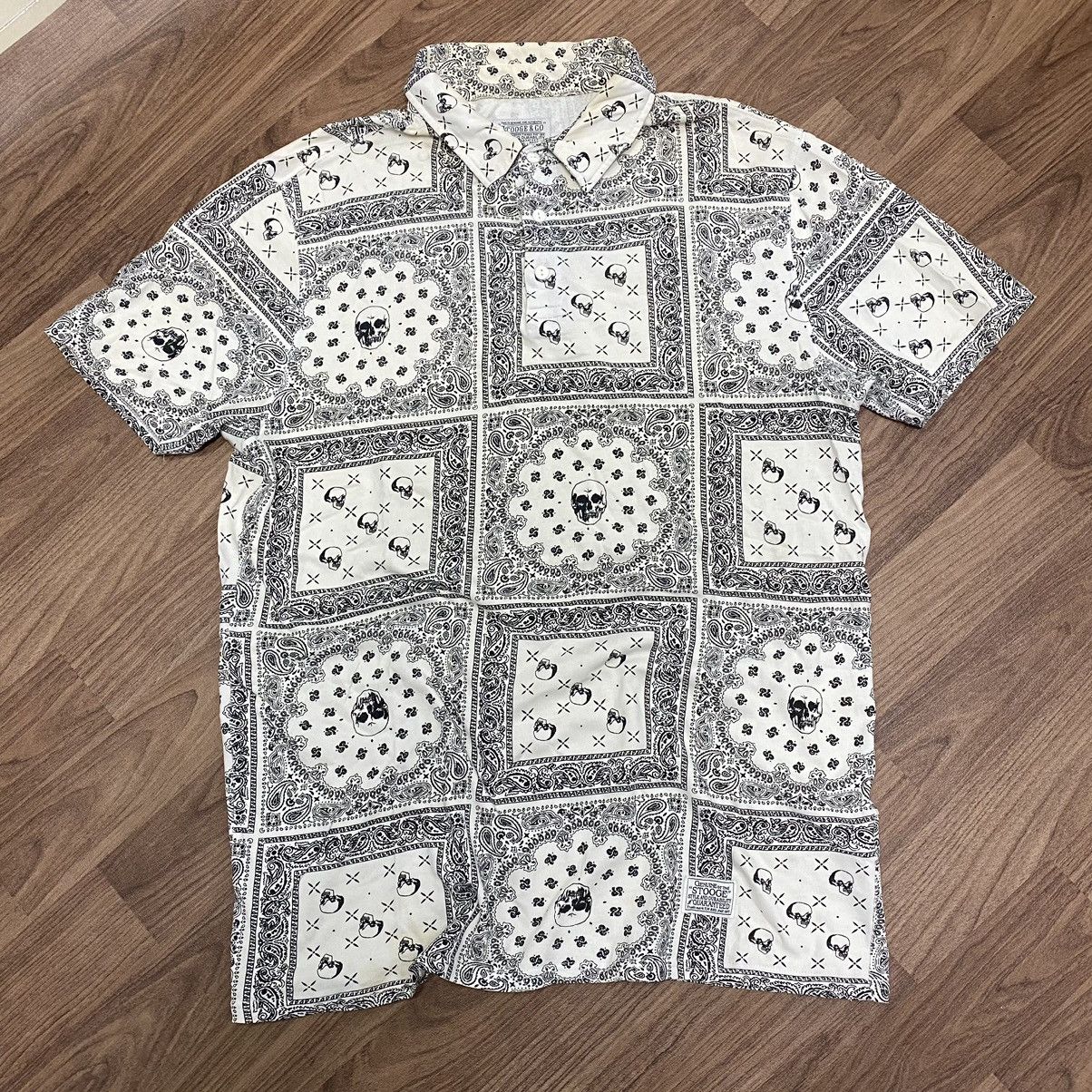 Japanese Brand Union Made Black & White Skull Bandana pattern Polos Size US XL / EU 56 / 4 - 1 Thumbnail