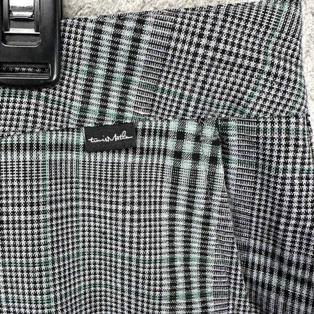 TravisMathew Travis Mathew Golf Shorts Mens 34 Black Green Plaid Chino Flat Front Stretch Size US 34 / EU 50 - 7 Thumbnail
