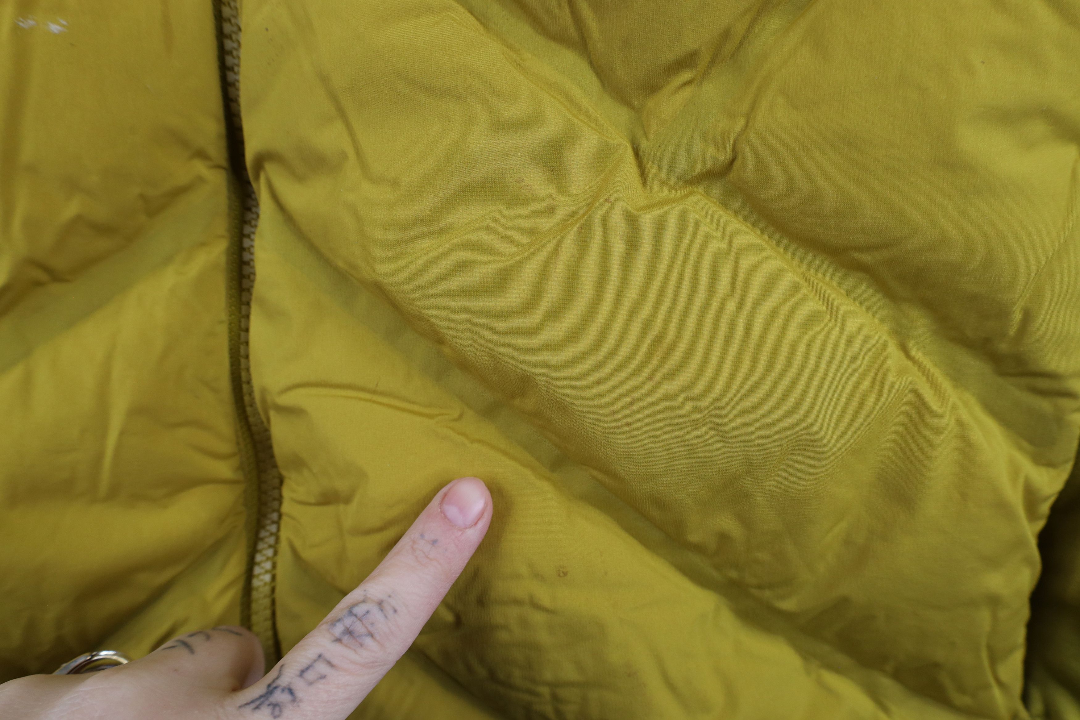 Athleta × Vintage Athleta Down Insulated Full Zip Puffer Vest Jacket Yellow Size XXL / US 16-18 / IT 52-54 - 6 Thumbnail