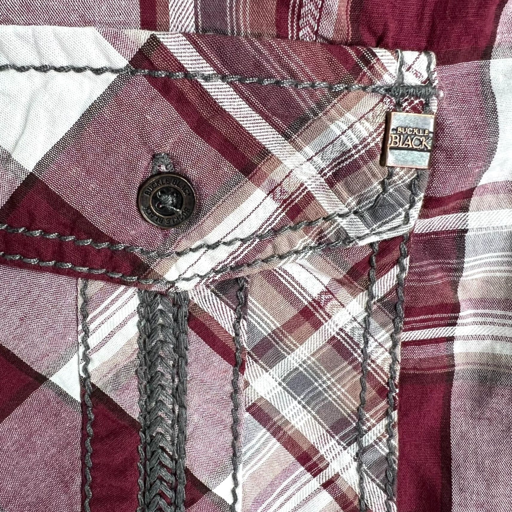 Buckle Black Buckle Black Long Sleeve Plaid Tailored Fit Shirt Mens 2XL Maroon Buckle Black Shirt Men 2XL Plaid Tailored Fit Button-Up Casual Western Modern Size US XXL / EU 58 / 5 - 7 Thumbnail