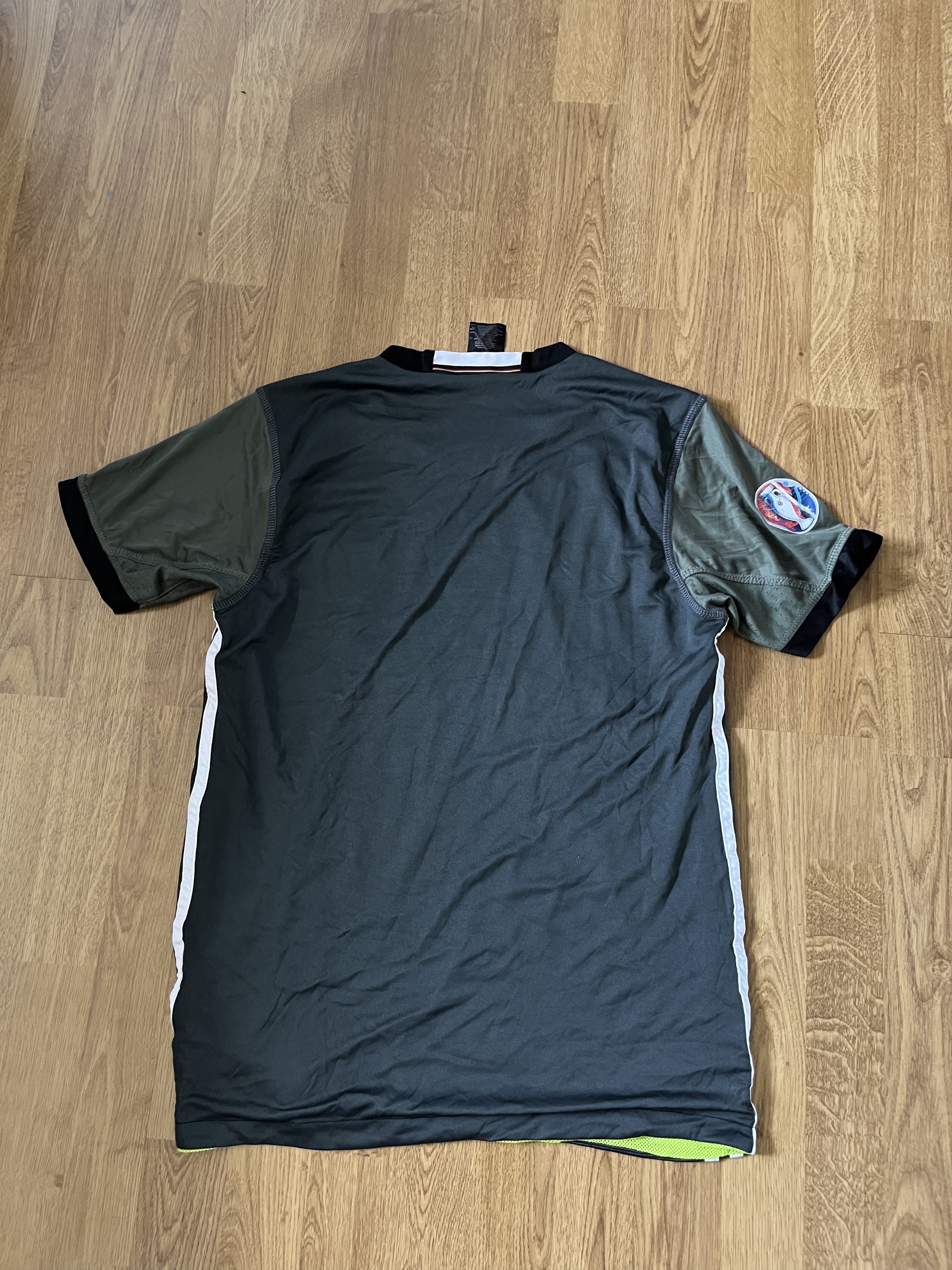 Adidas Germany adidas Euro National team vintage football kit Size US S / EU 44-46 / 1 - 3 Thumbnail