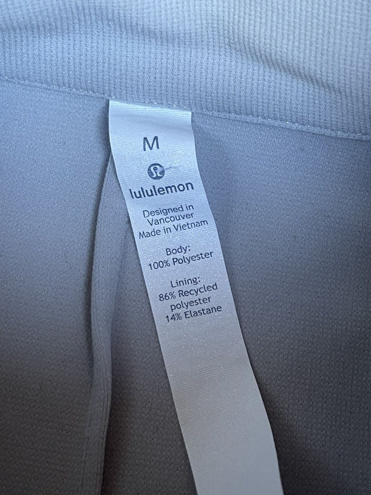 Lululemon Lululemon Sojourn Light Jacket Zip Up Size US M / EU 48-50 / 2 - 2 Thumbnail