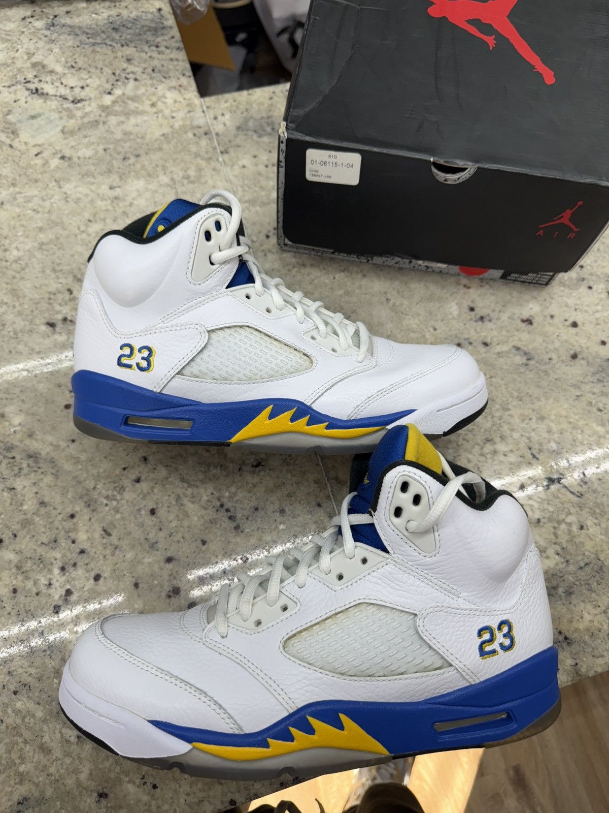 Jordan Brand Jordan 5 Retro Laney 2013 Size US 8 / EU 41 - 1 Thumbnail