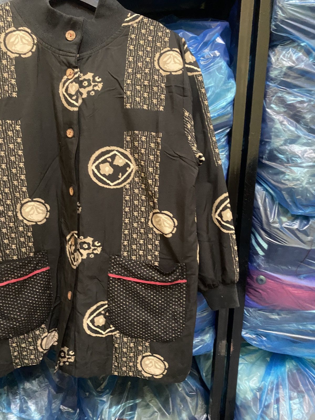 Japanese Brand Vintage Hannari Quilted Japanese Haori Jacket Floral Crest Size US M / EU 48-50 / 2 - 4 Thumbnail