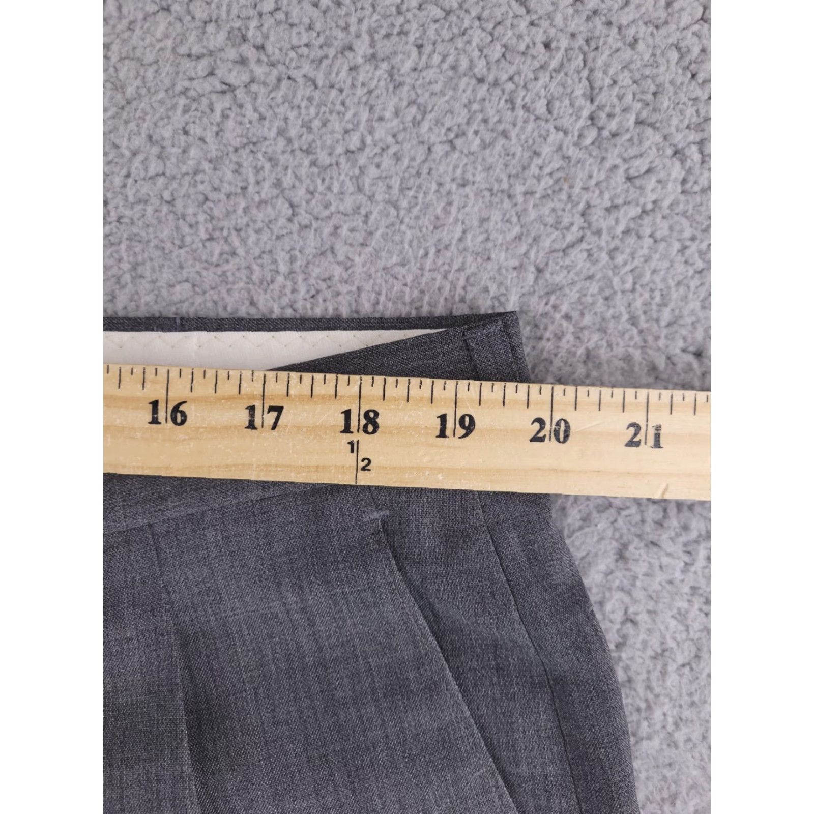 Haggar VINTAGE Haggar Pants Mens 39x29 Dacron Wool Dress Pleated Gray Size US 39 - 6 Thumbnail