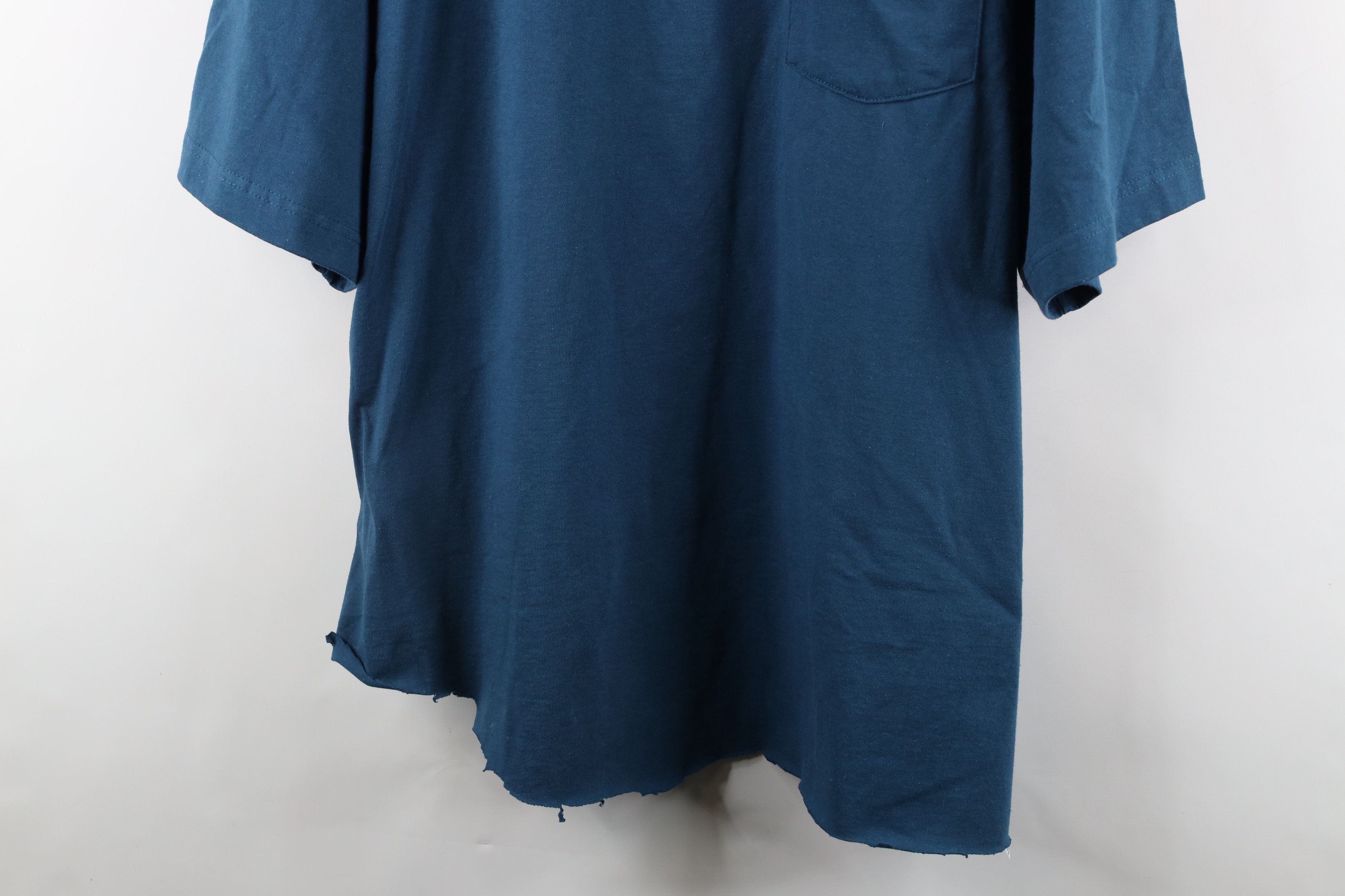 Carhartt × Vintage Vintage Carhartt Spell Out Heavyweight Pocket T-Shirt Blue Size US XXL / EU 58 / 5 - 3 Thumbnail
